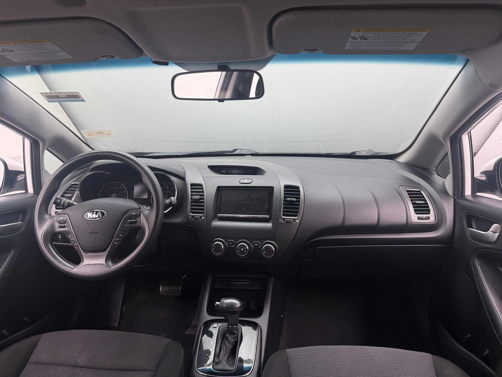 Thumbnail: 2017 Kia Forte - 3