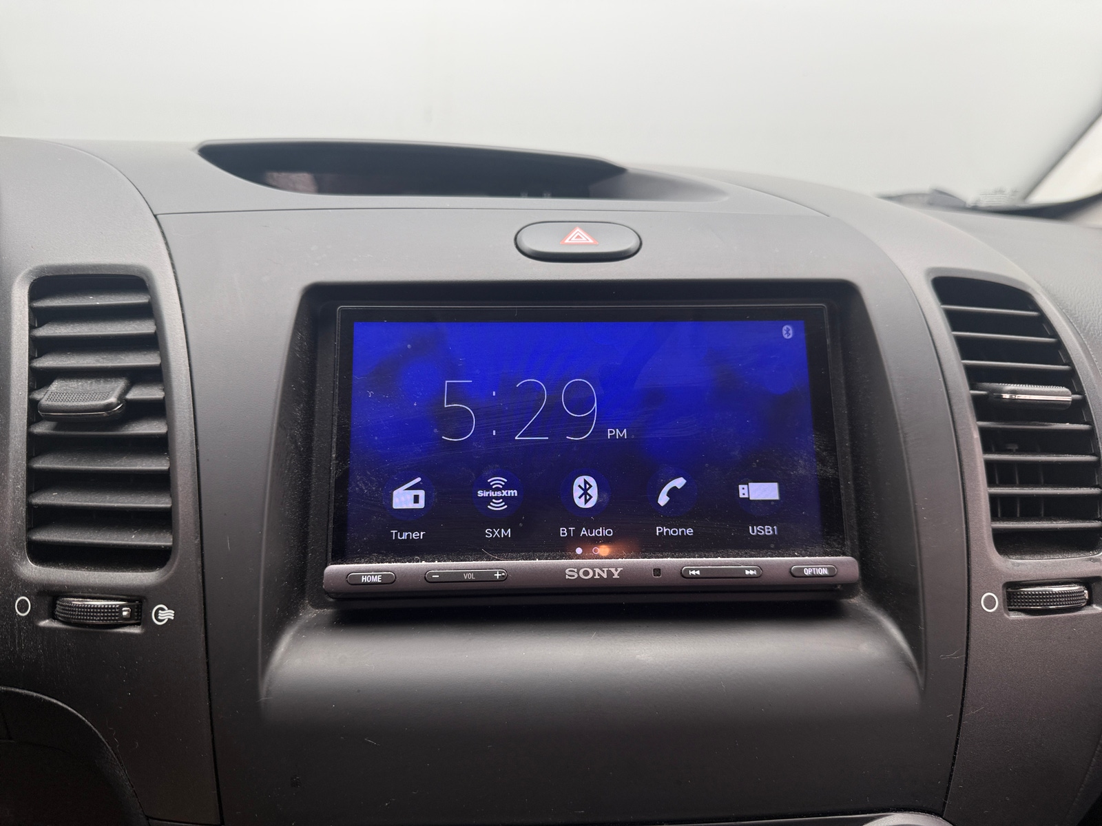 Thumbnail: 2017 Kia Forte - 4