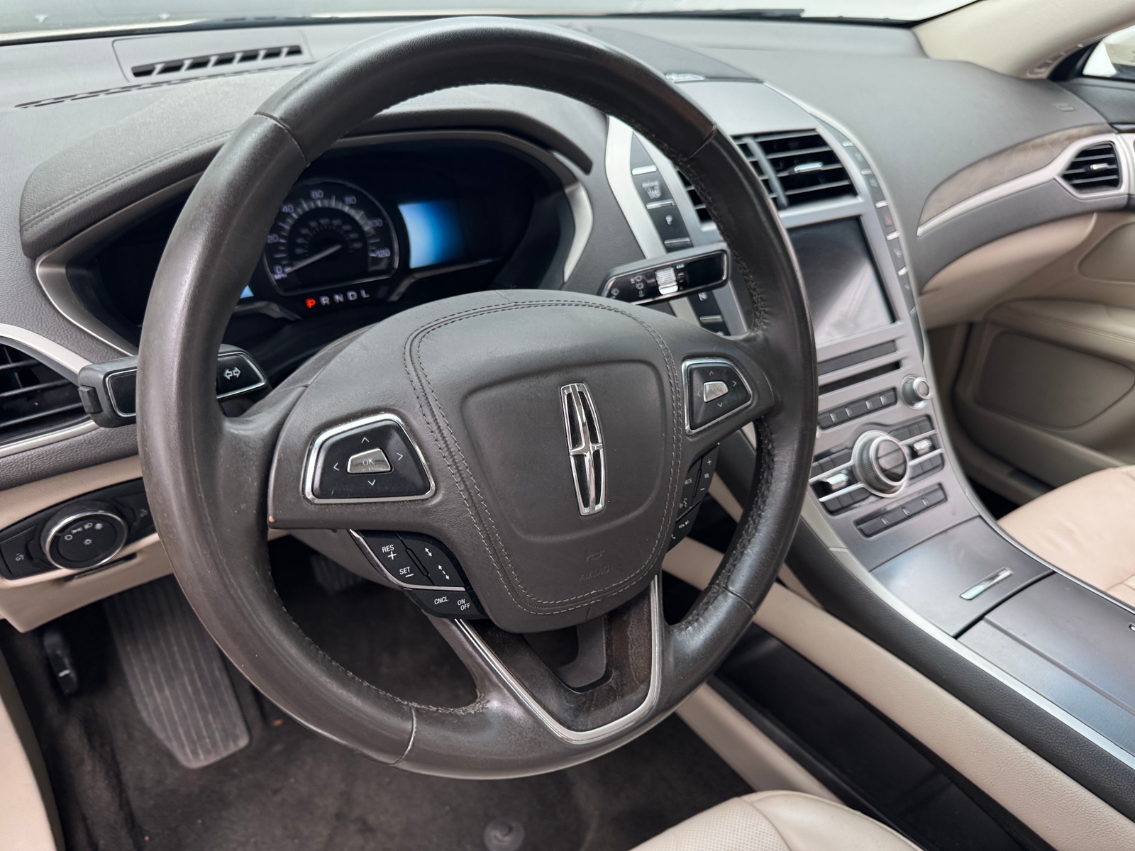 Thumbnail: 2018 Lincoln MKZ - 4
