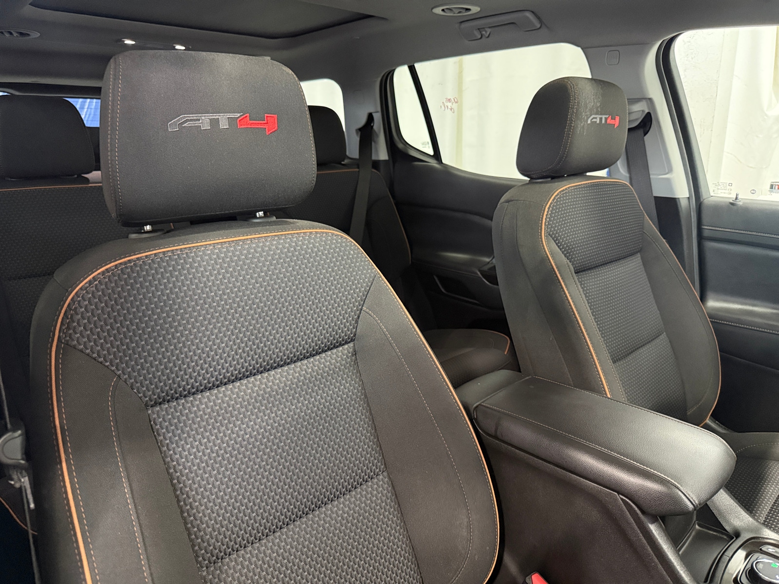 Thumbnail: 2023 GMC Acadia - 2