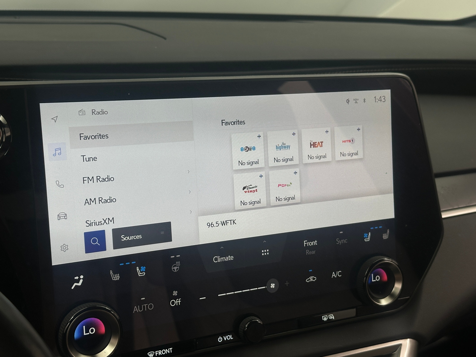 Thumbnail: 2023 Lexus RX - 4