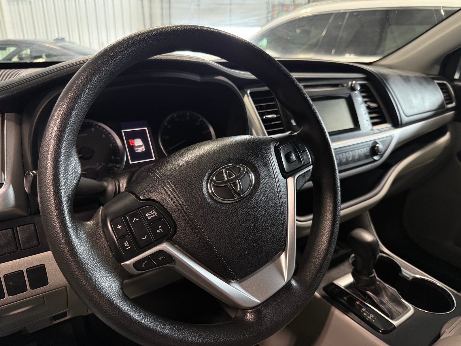 Thumbnail: 2018 Toyota Highlander - 5