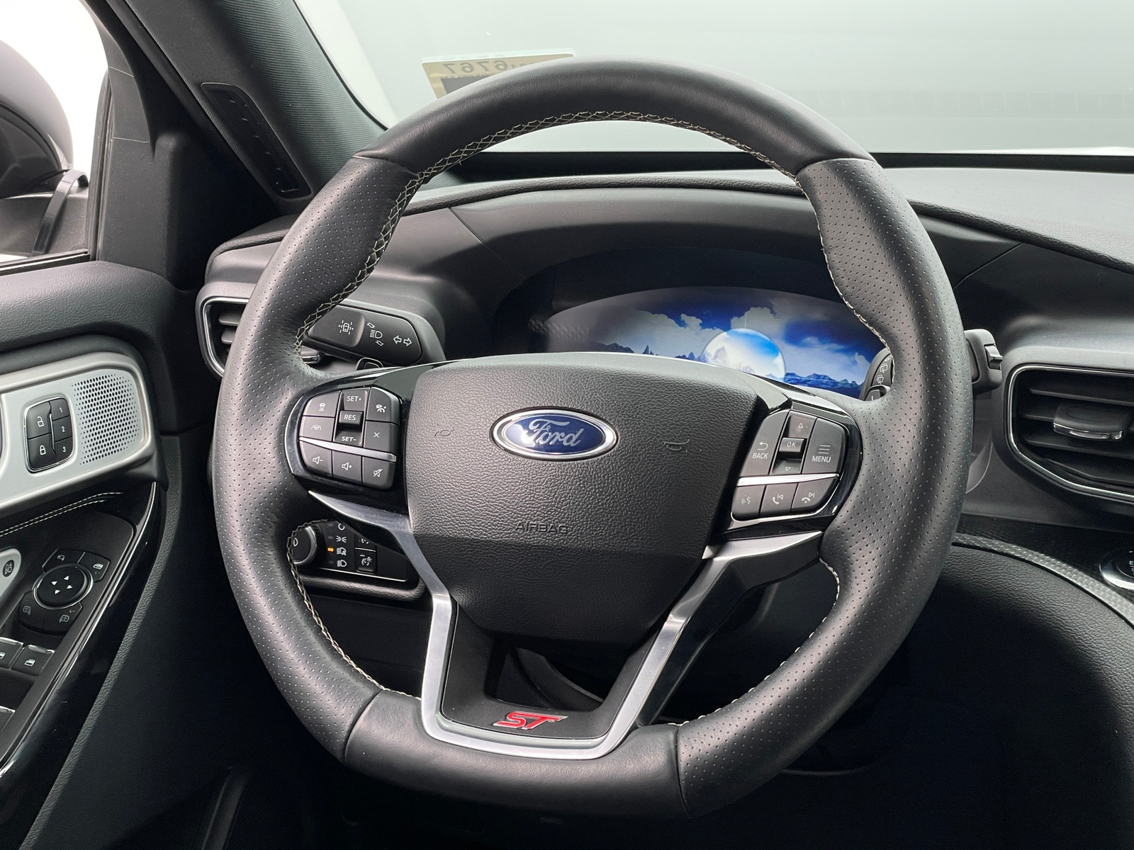 Thumbnail: 2024 Ford Explorer - 4