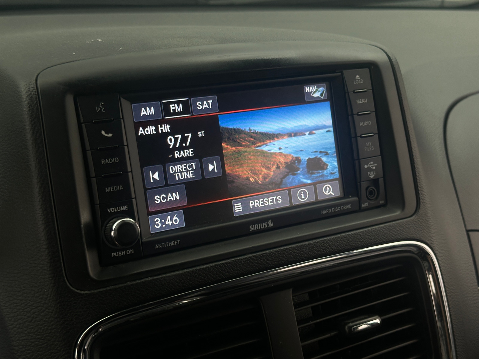 Thumbnail: 2019 Dodge Grand Caravan - 3