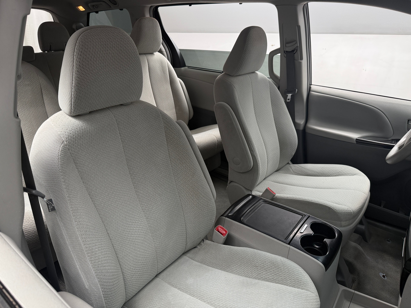 Thumbnail: 2013 Toyota Sienna - 2