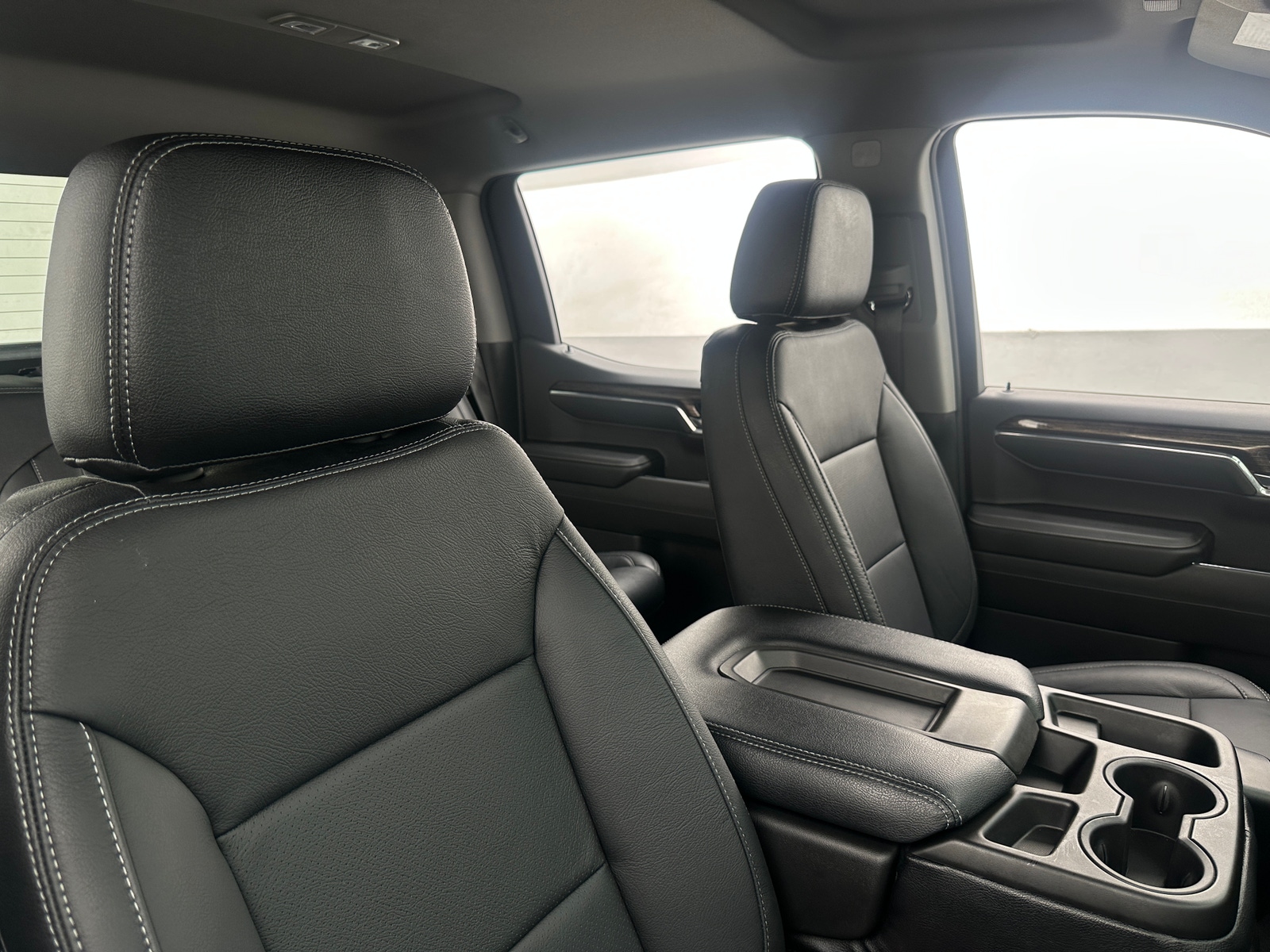 Thumbnail: 2024 GMC Sierra 1500 - 2