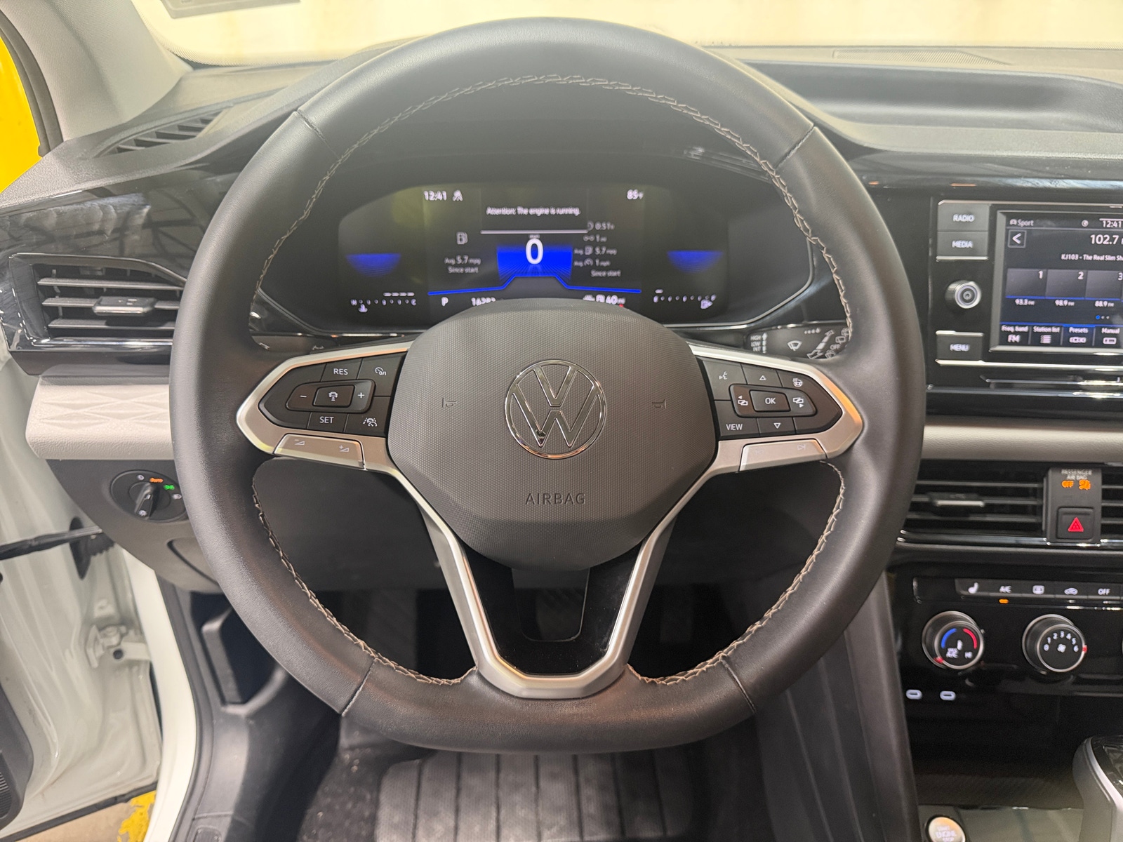 Thumbnail: 2024 Volkswagen Taos - 5