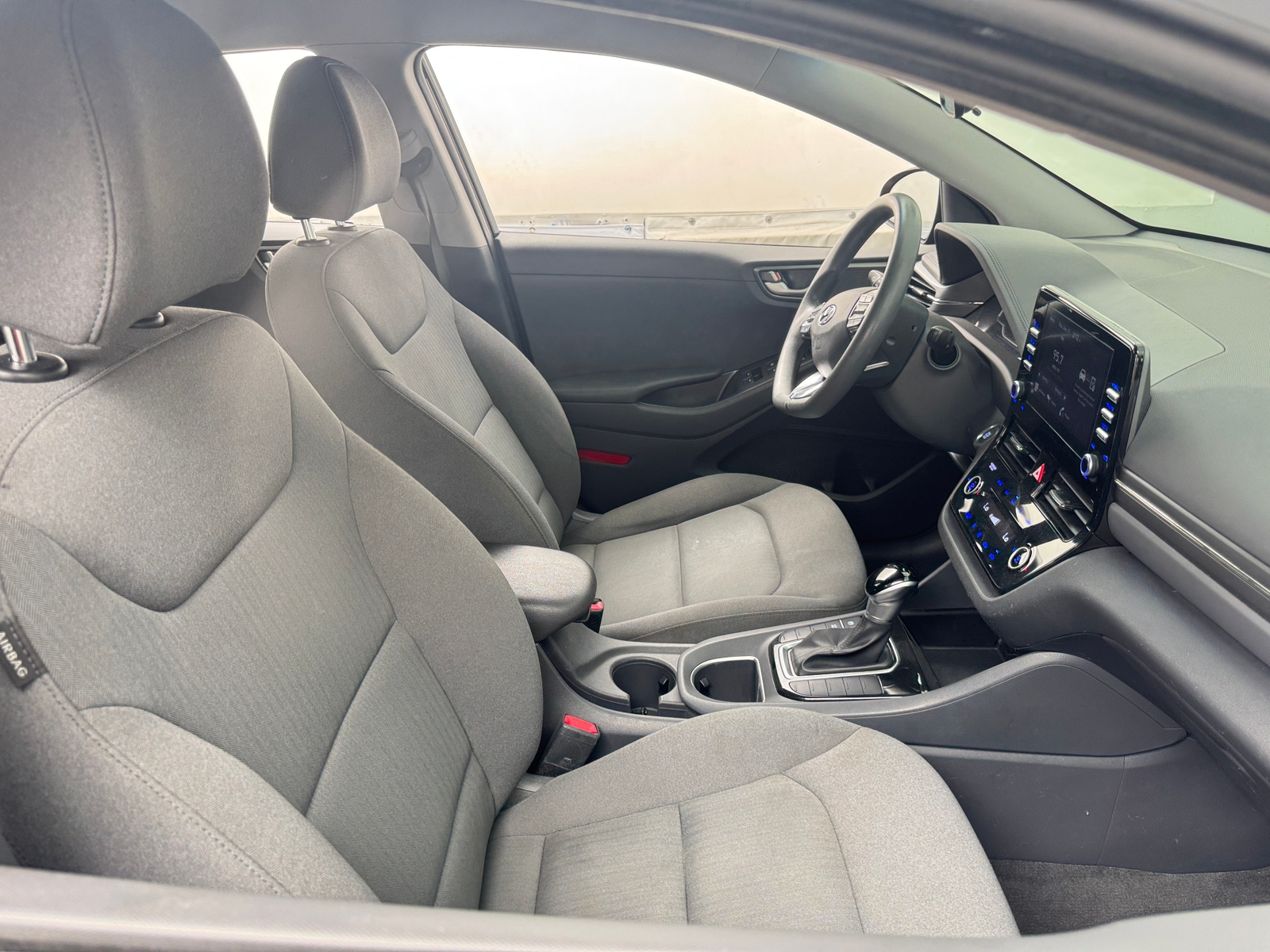 Thumbnail: 2021 Hyundai Ioniq - 2