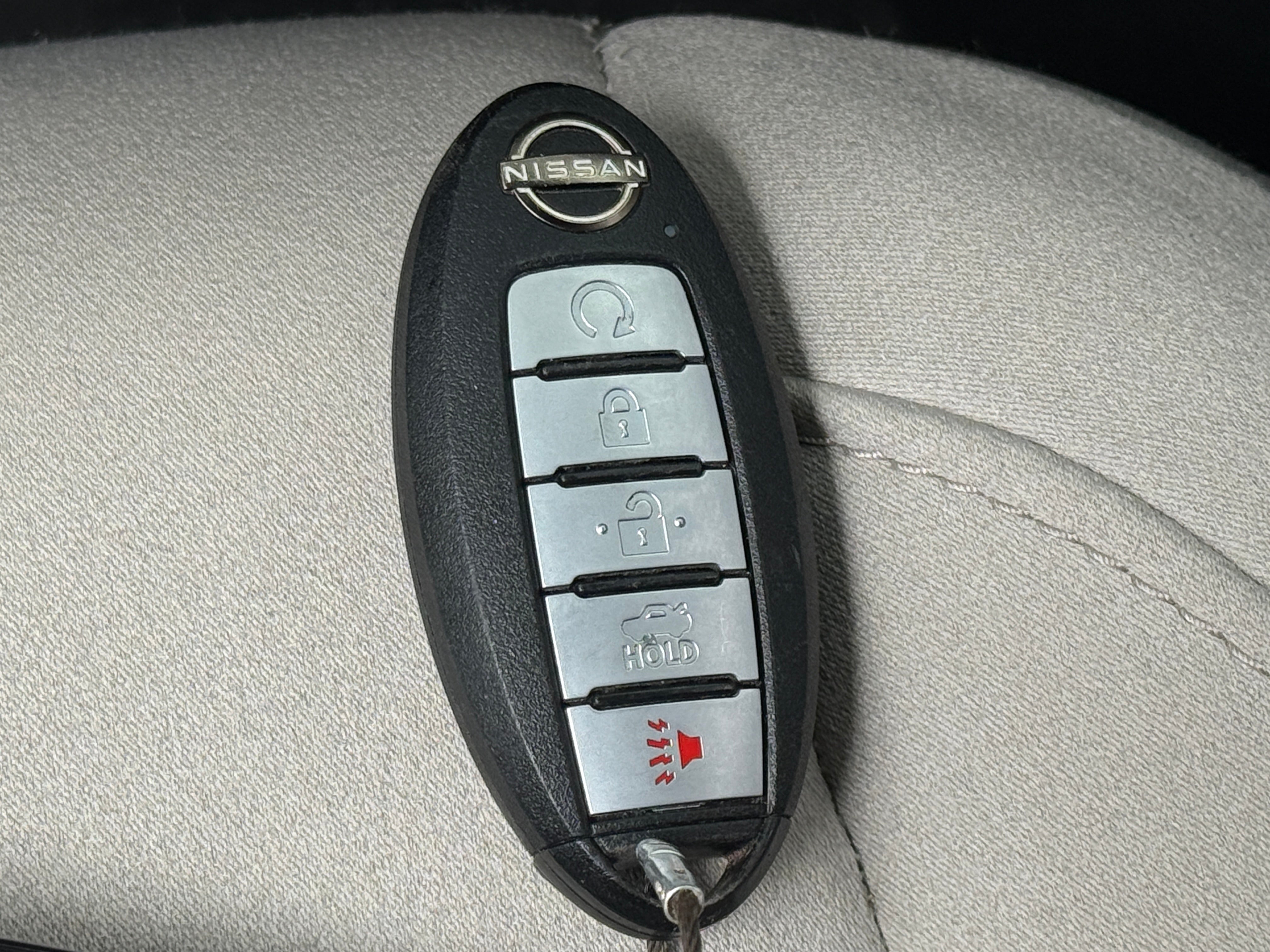 2025 Nissan Altima SV - Photo 3