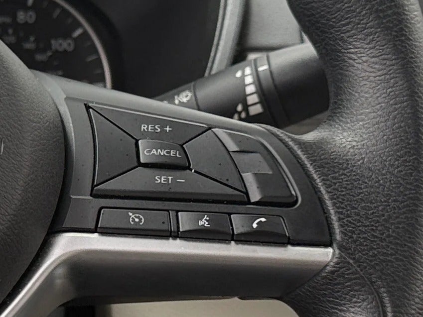 2025 Nissan Altima SV - Photo 14