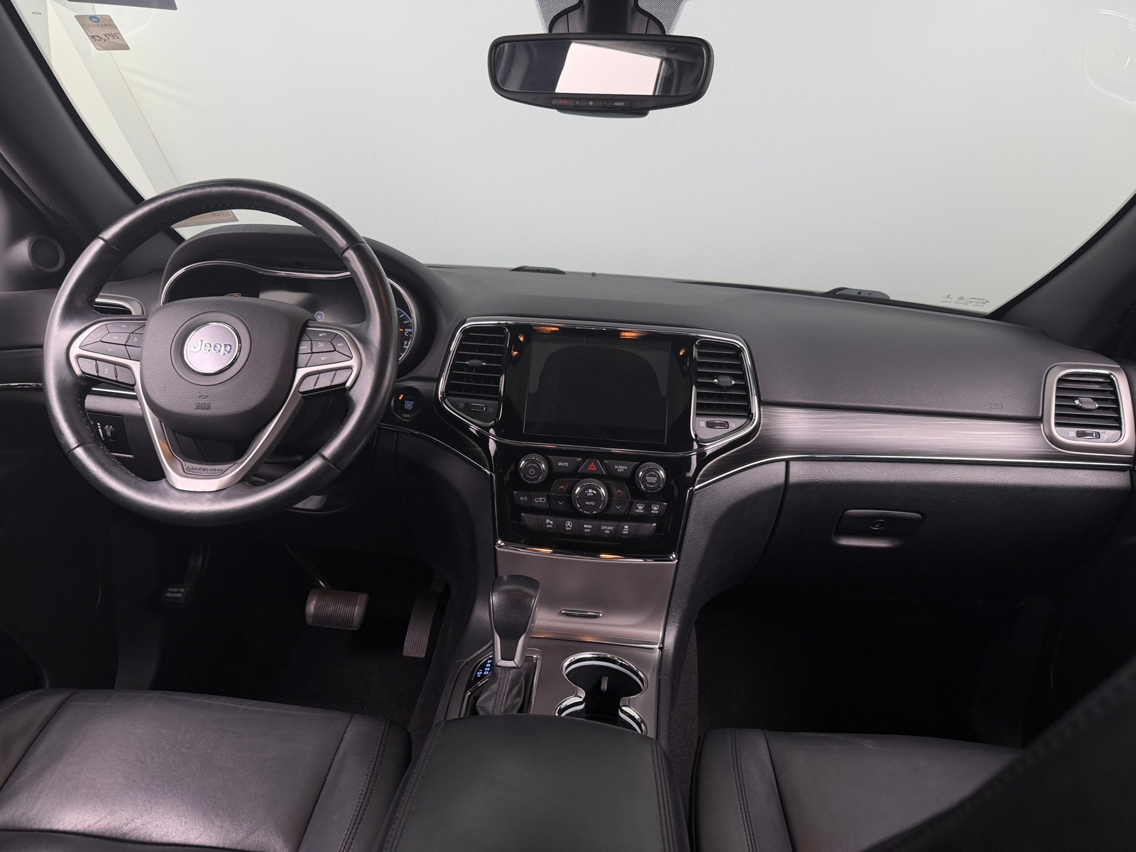Thumbnail: 2020 Jeep Grand Cherokee - 2