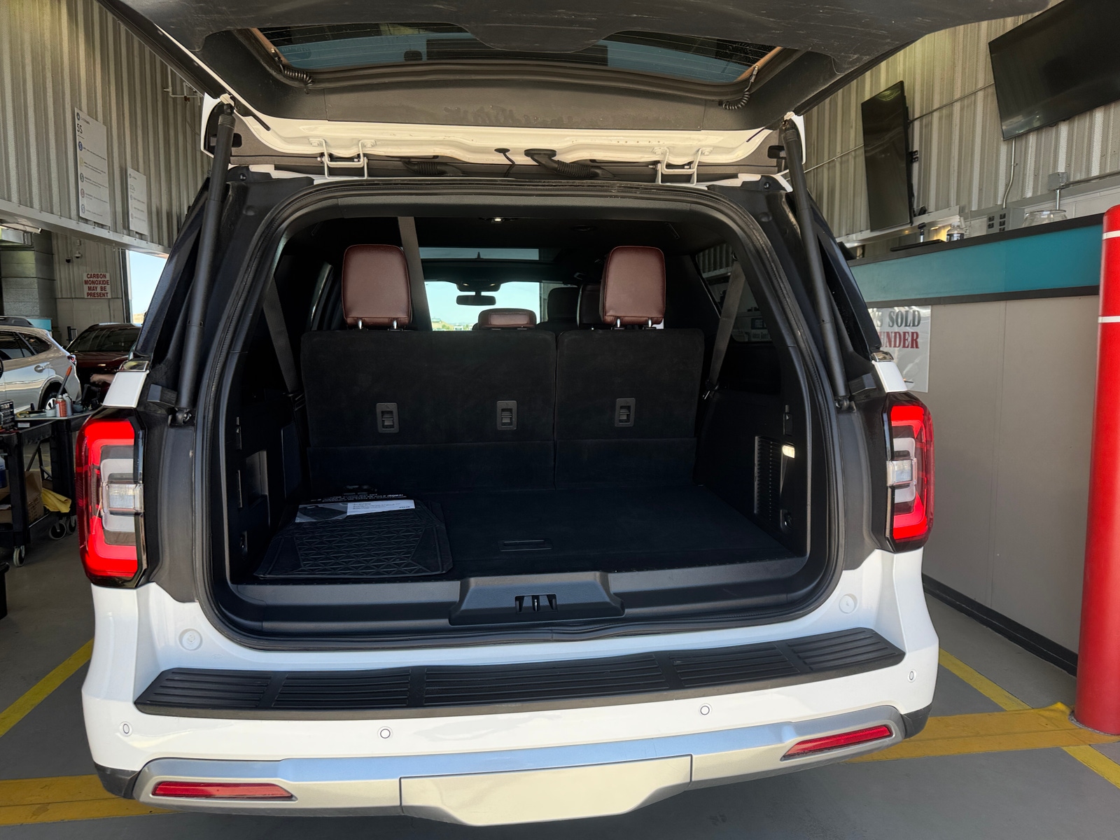 Thumbnail: 2023 Ford Expedition MAX - 6