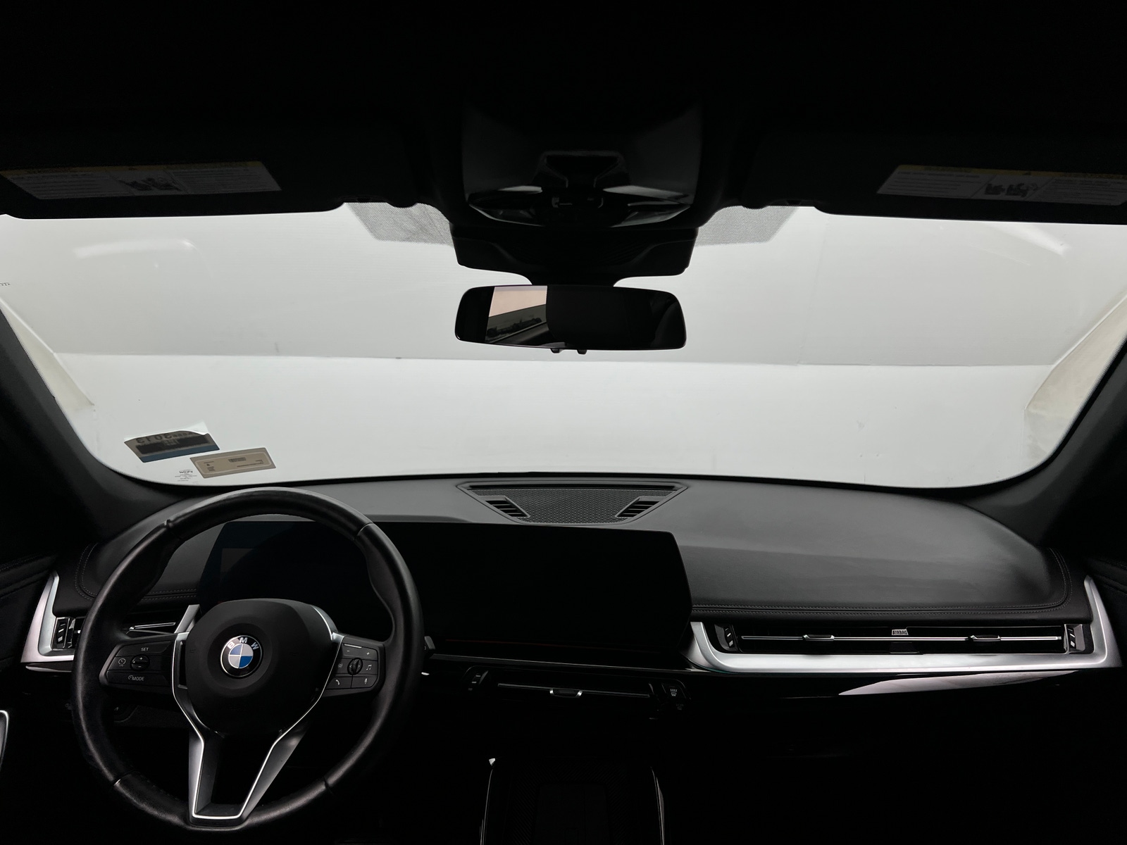 Thumbnail: 2025 BMW X1 - 2
