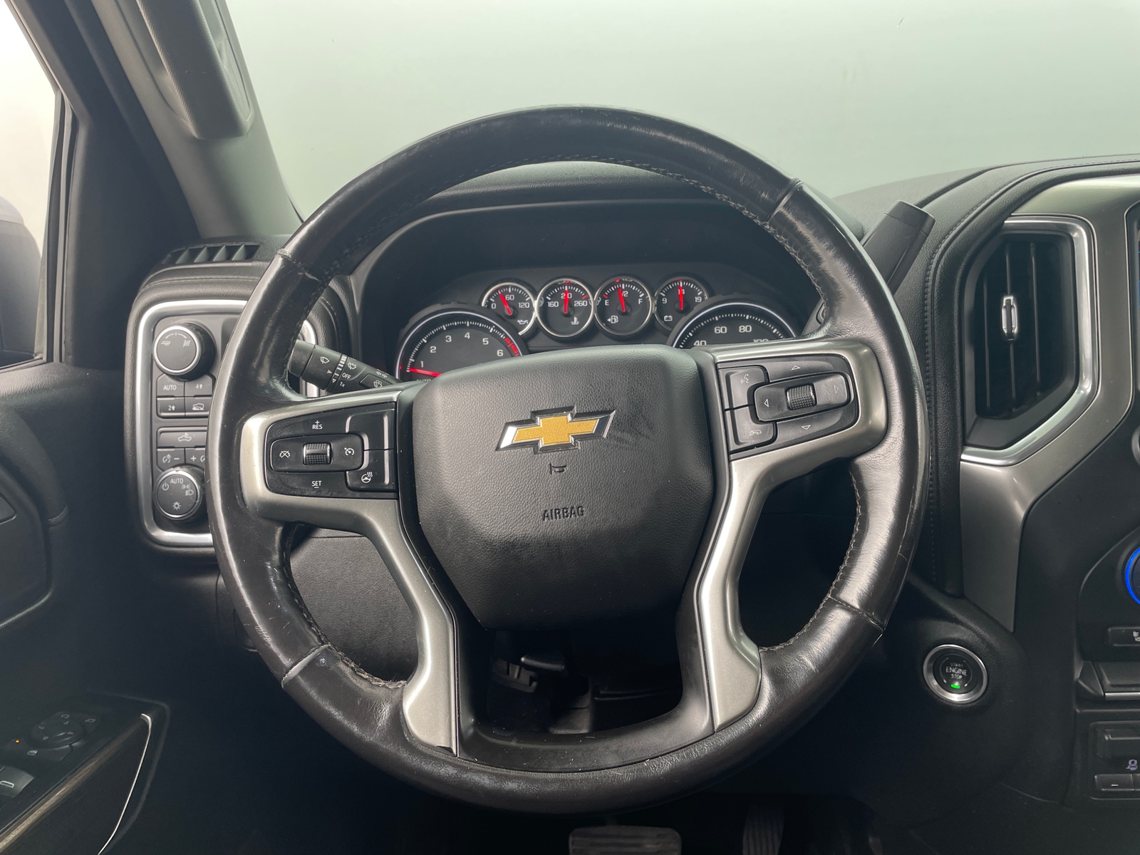 Thumbnail: 2019 Chevrolet Silverado 1500 - 5