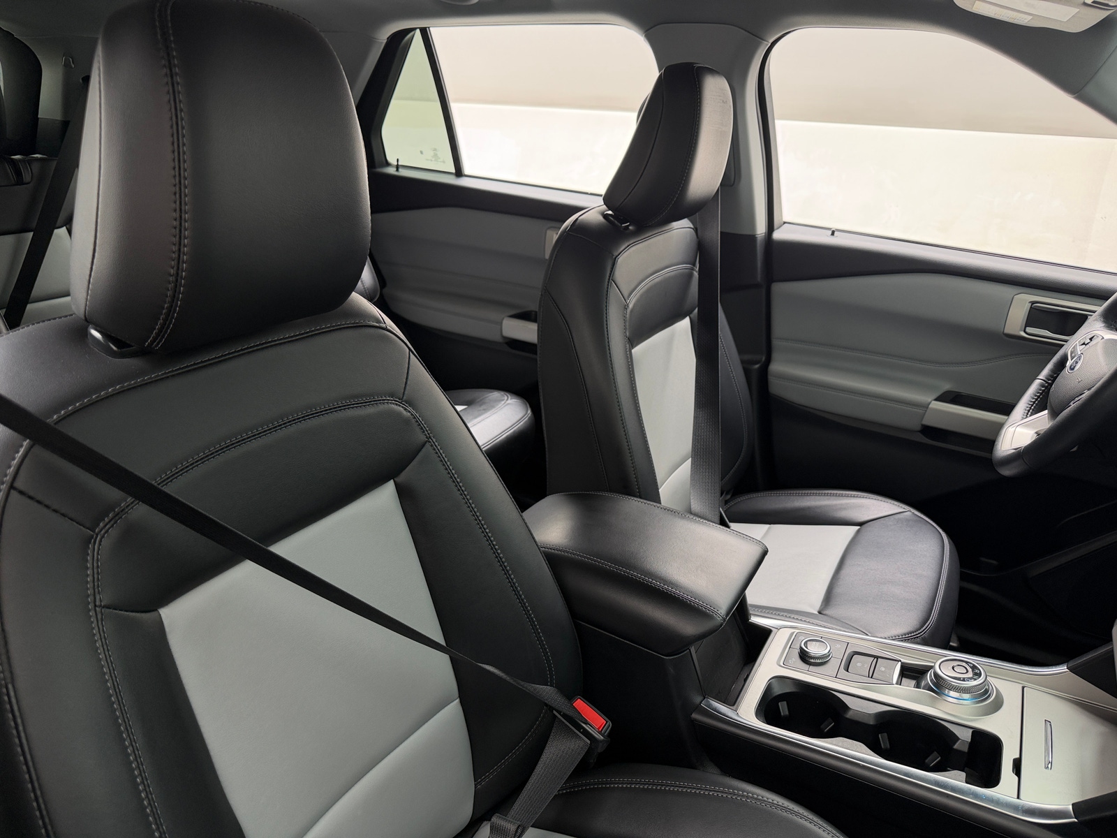 Thumbnail: 2023 Ford Explorer - 2