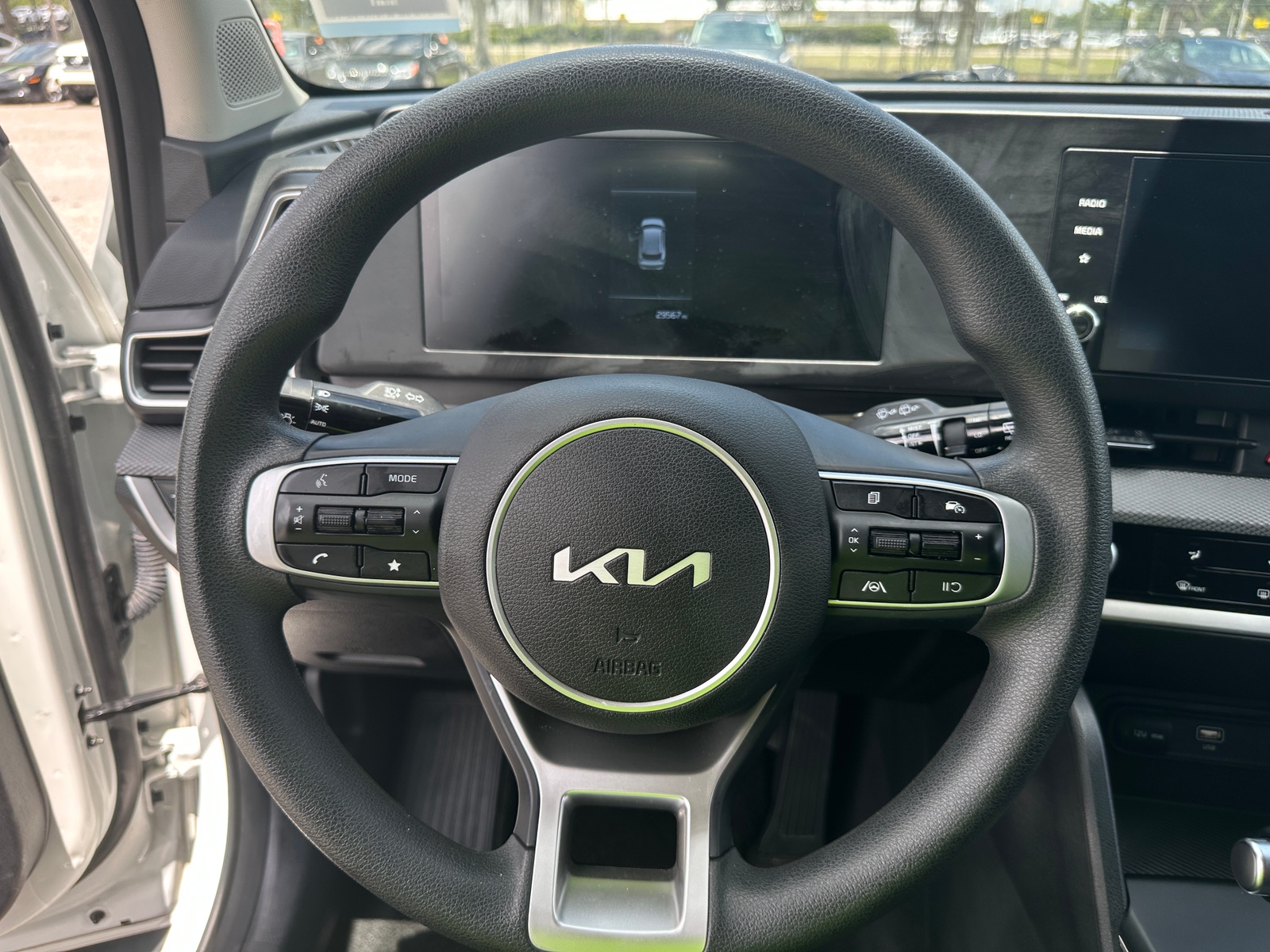 Thumbnail: 2025 Kia Sportage - 5