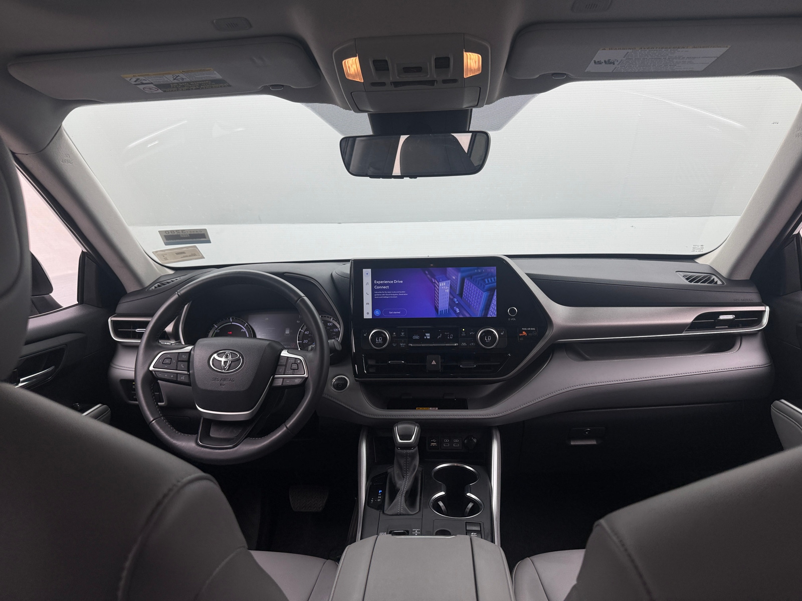 Thumbnail: 2024 Toyota Highlander - 2