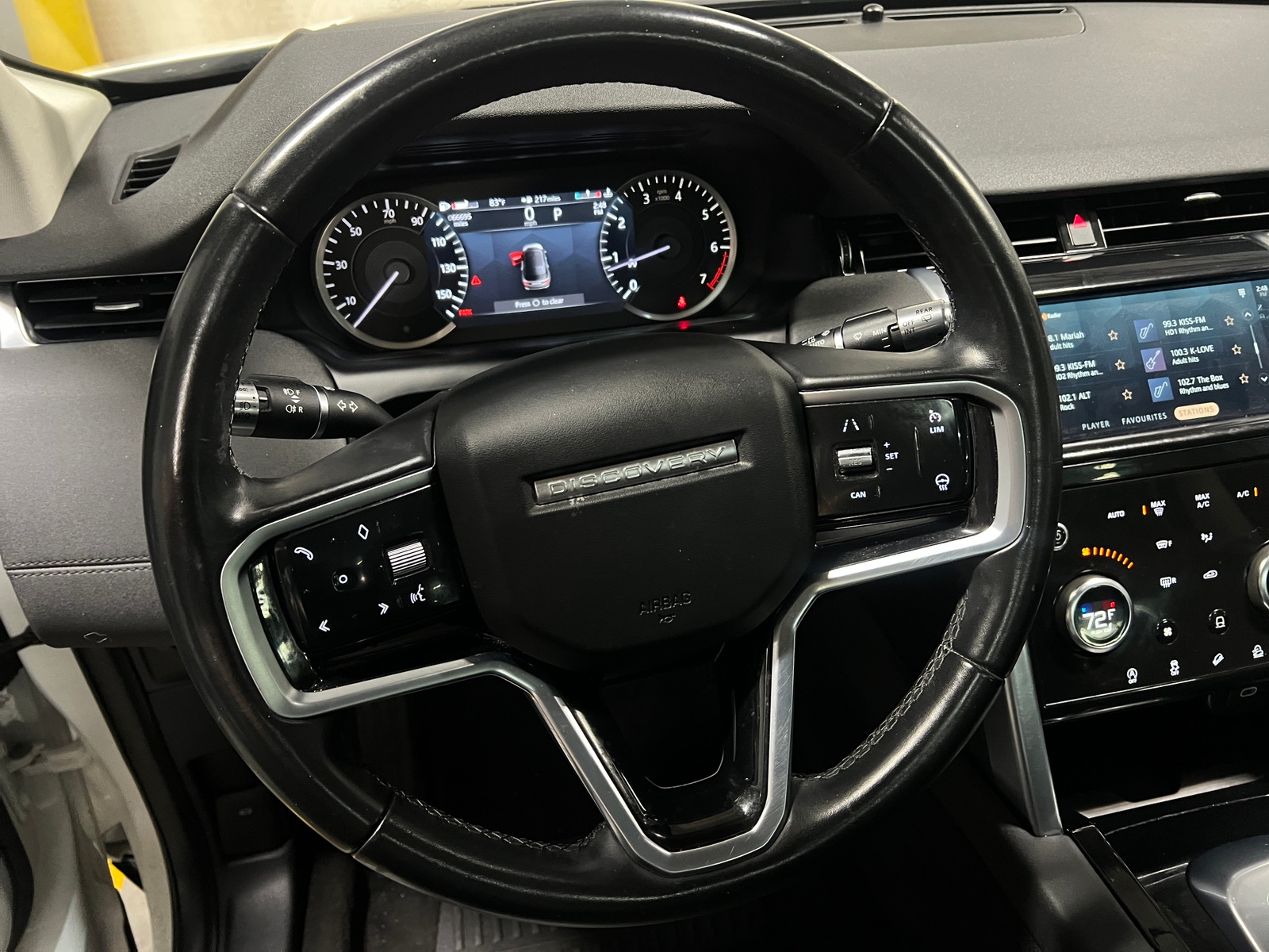 Thumbnail: 2021 Land Rover Discovery Sport - 4