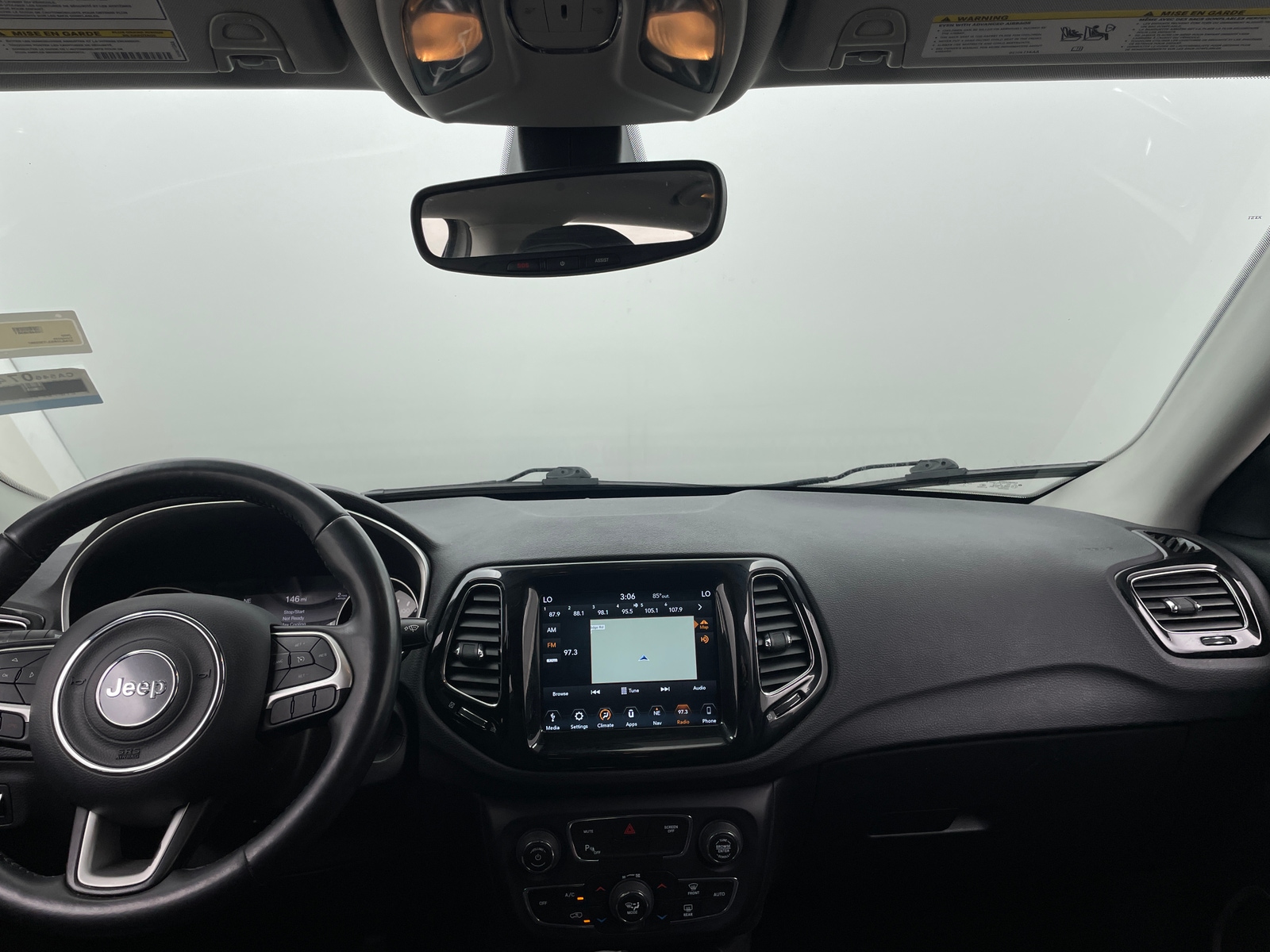 Thumbnail: 2018 Jeep Compass - 3