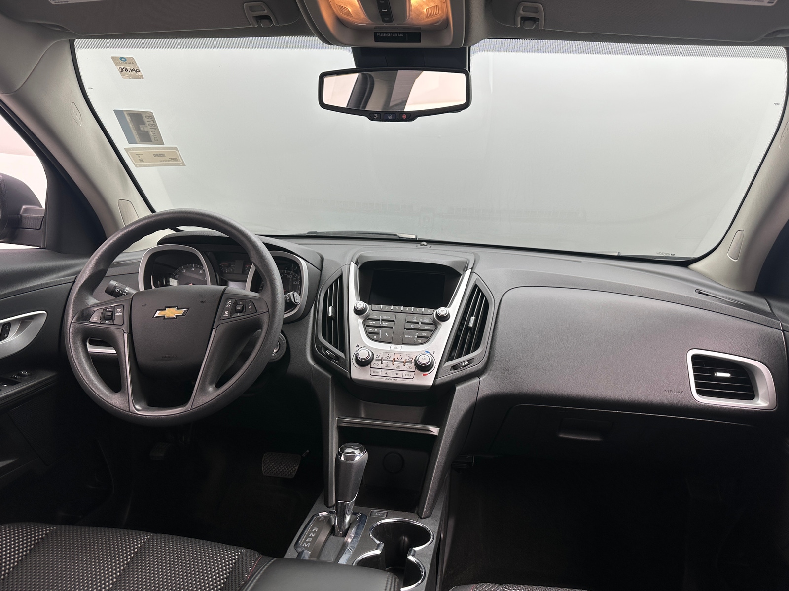 Thumbnail: 2017 Chevrolet Equinox - 3