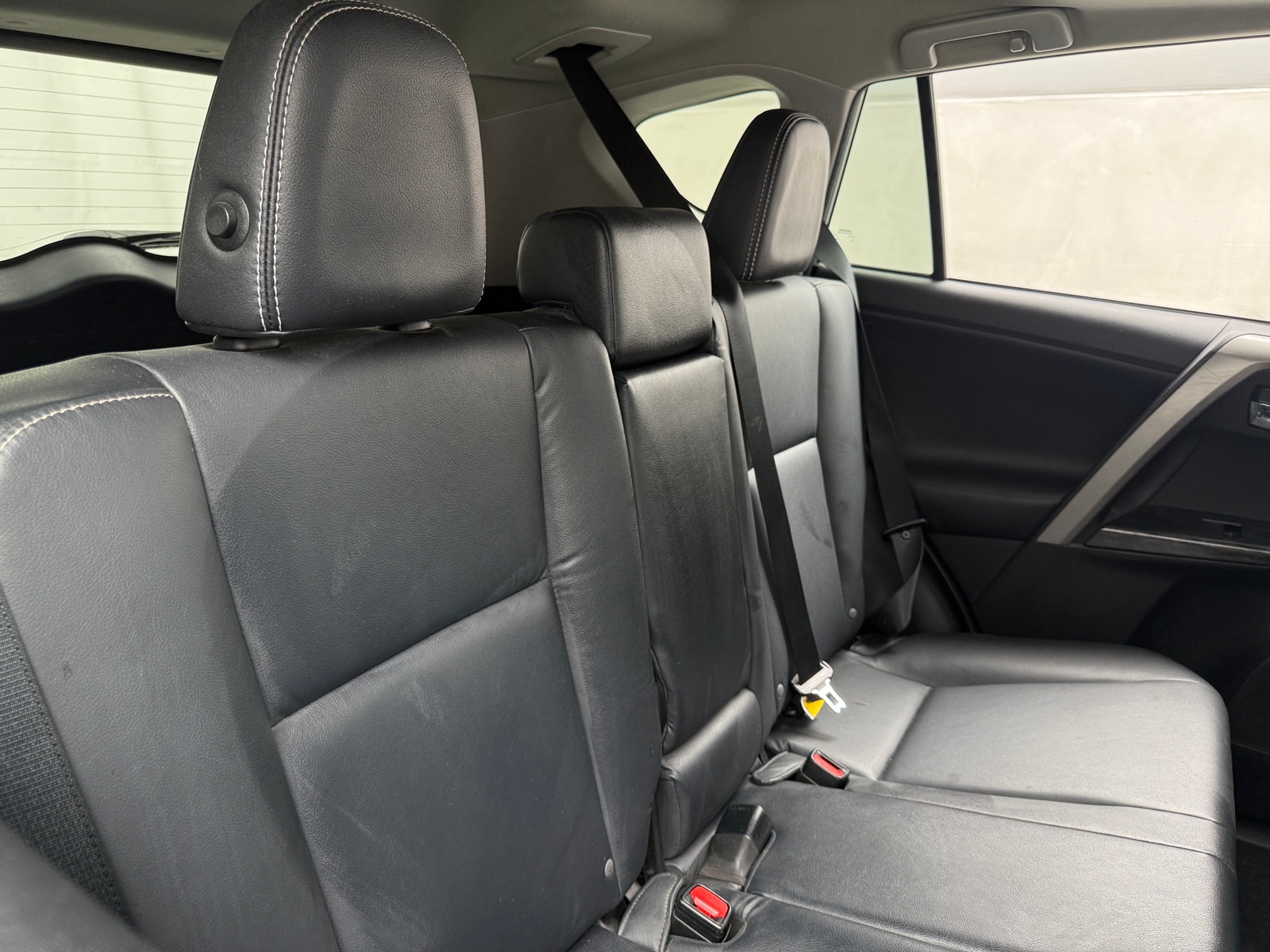 Thumbnail: 2017 Toyota RAV4 - 6