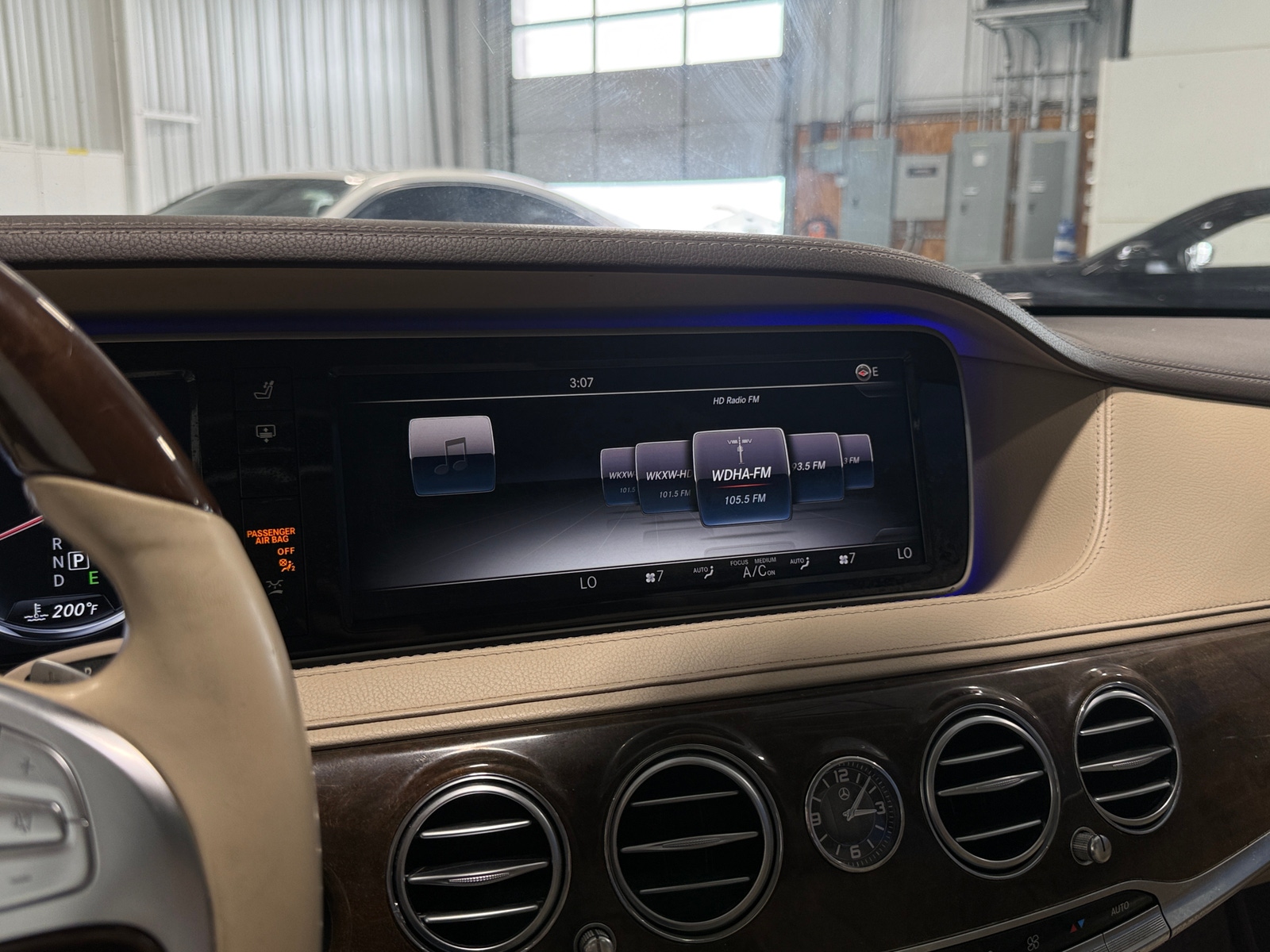 Thumbnail: 2017 Mercedes-Benz S-Class - 3