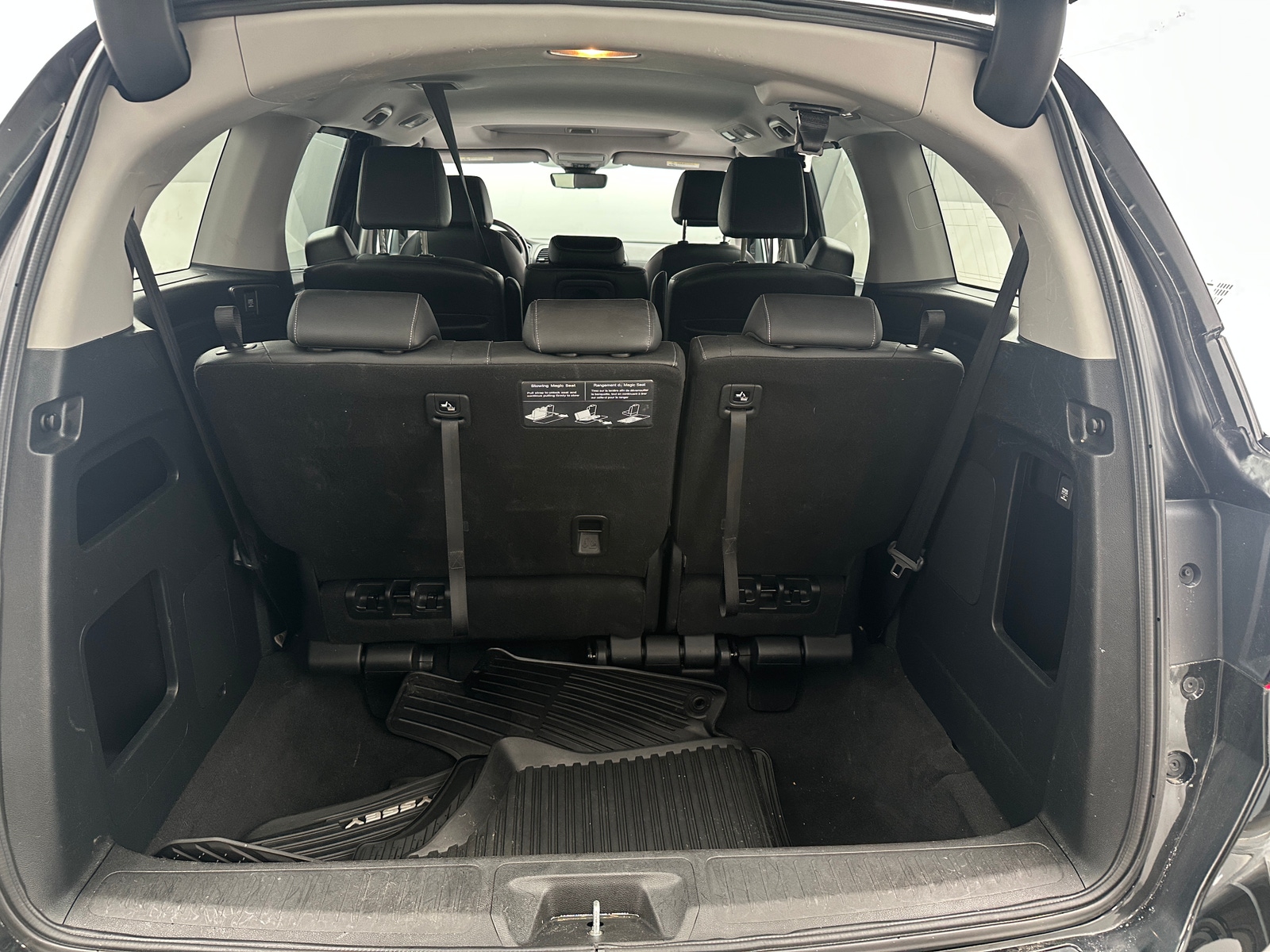 Thumbnail: 2022 Honda Odyssey - 6