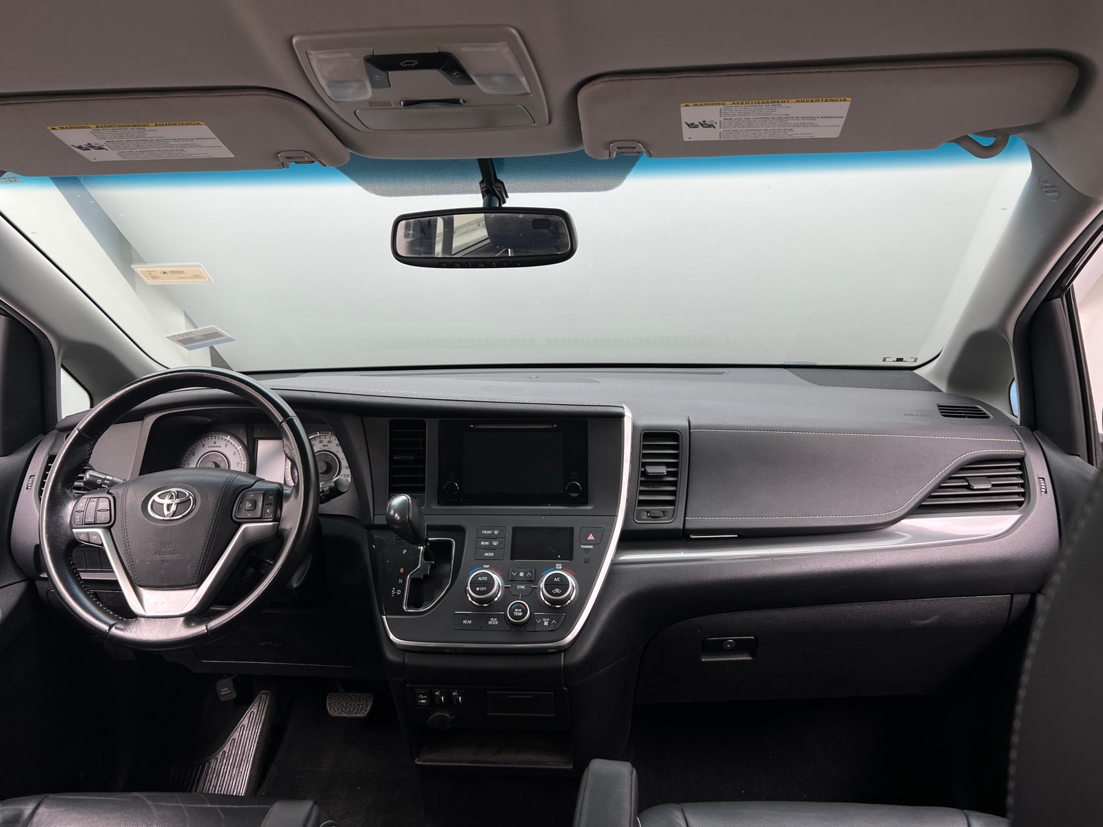 Thumbnail: 2015 Toyota Sienna - 3