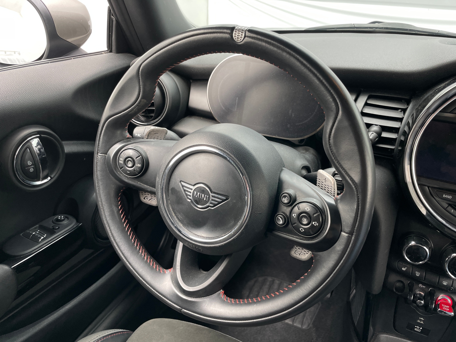 Thumbnail: 2021 MINI Cooper Hardtop - 3