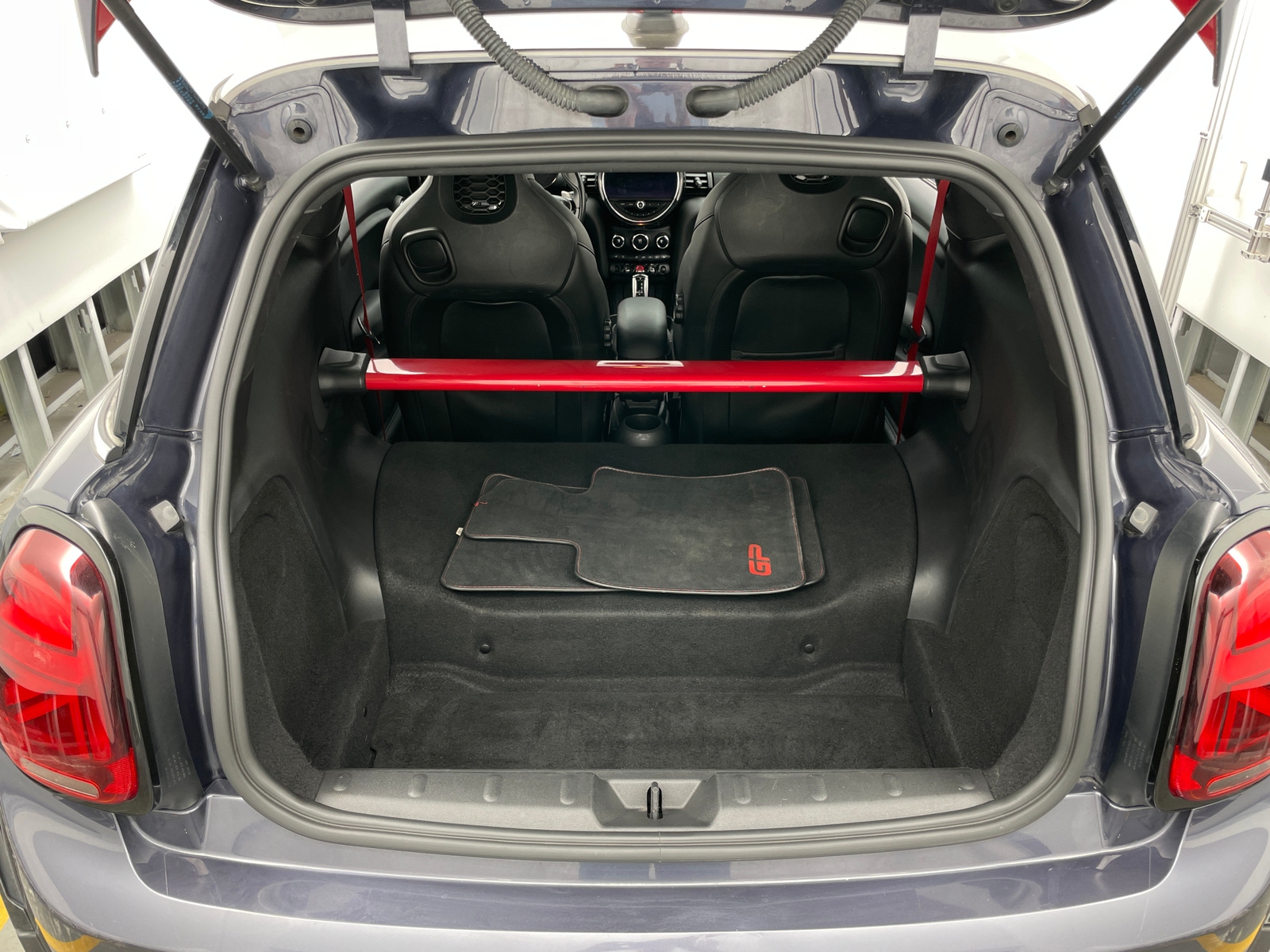 Thumbnail: 2021 MINI Cooper Hardtop - 4