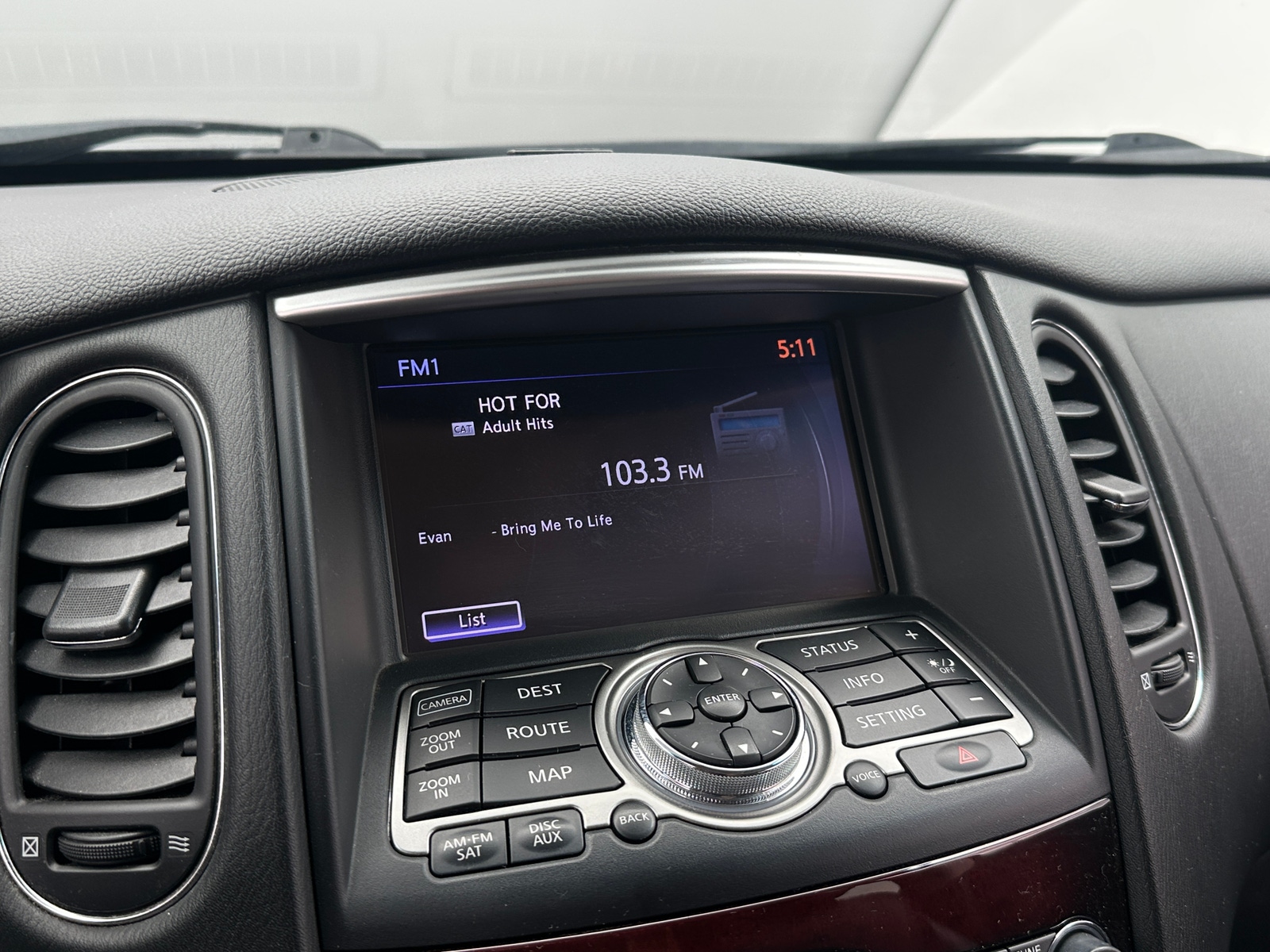 Thumbnail: 2016 INFINITI QX50 - 3