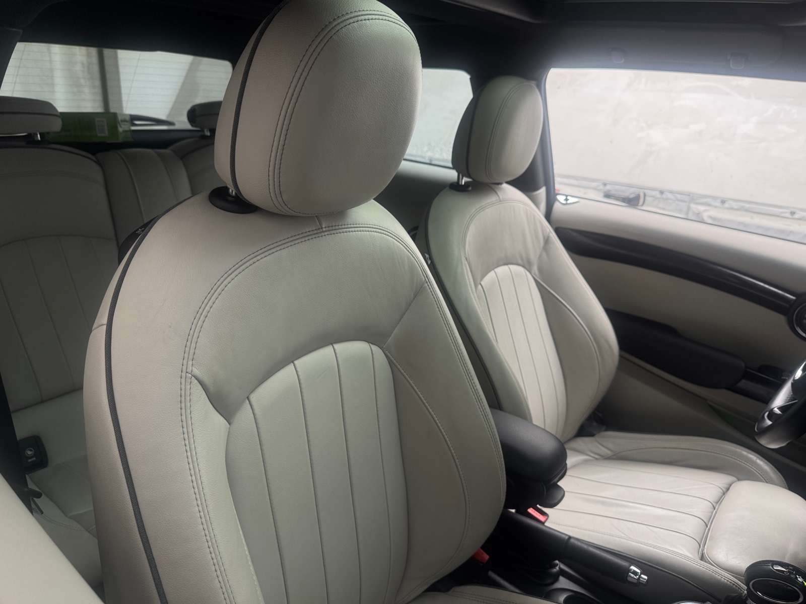 Thumbnail: 2014 MINI Cooper Hardtop - 2