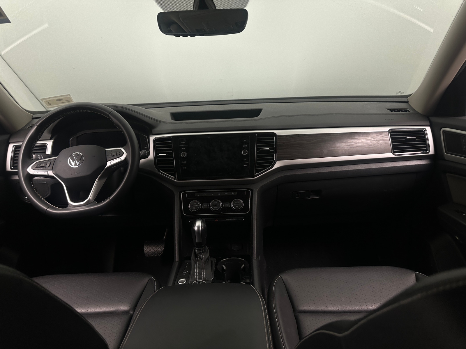 Thumbnail: 2023 Volkswagen Atlas - 2
