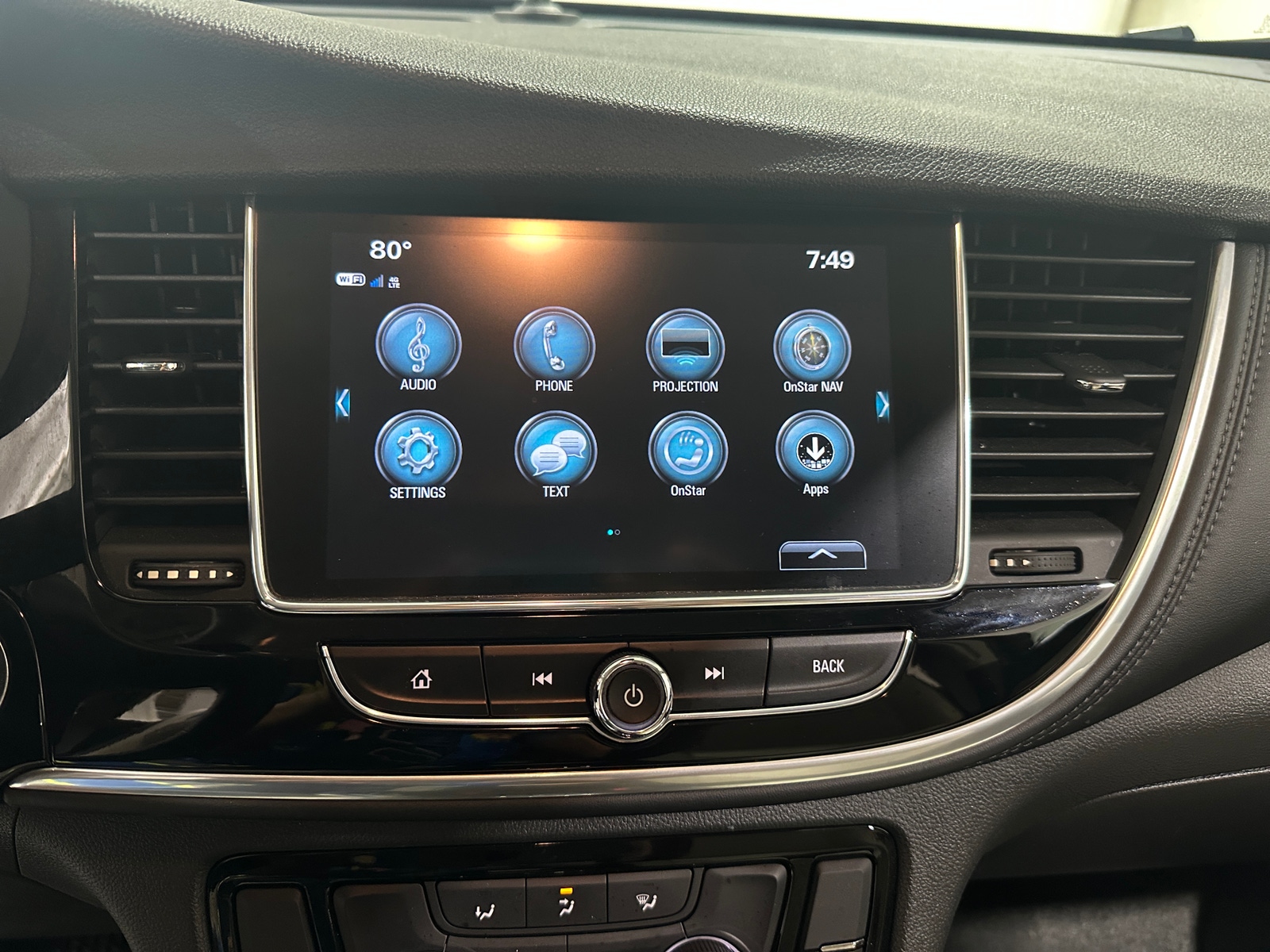 Thumbnail: 2019 Buick Encore - 4