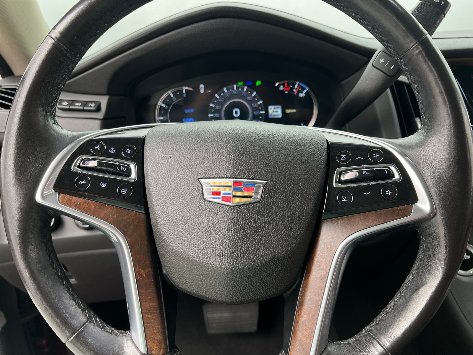 Thumbnail: 2020 Cadillac Escalade - 4