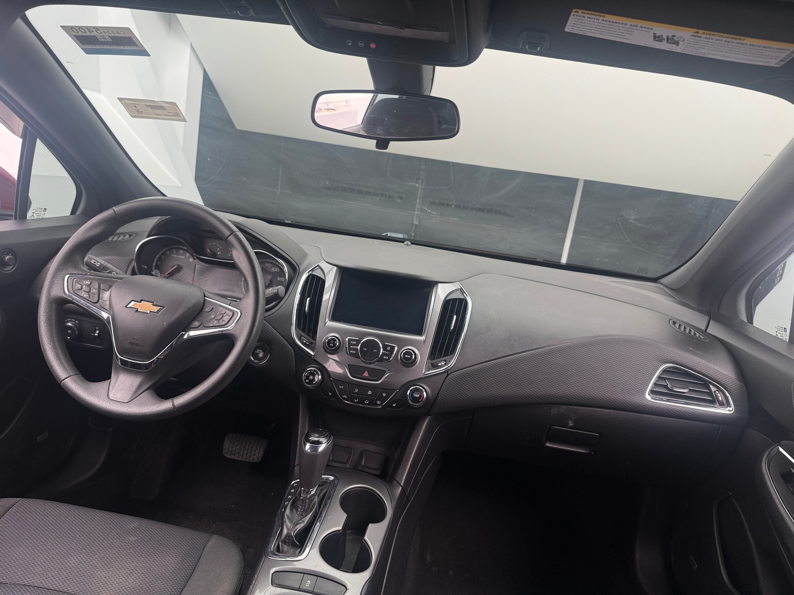 Thumbnail: 2017 Chevrolet Cruze - 3
