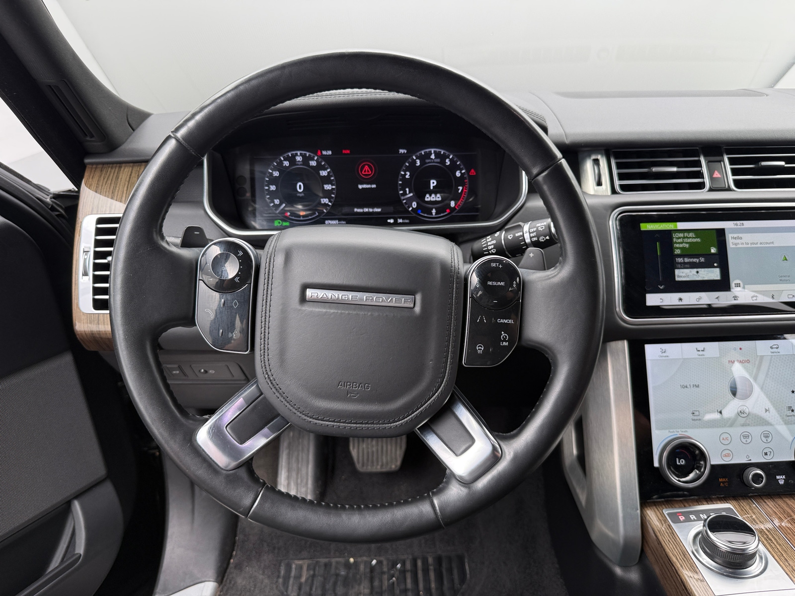Thumbnail: 2019 Land Rover Range Rover - 4