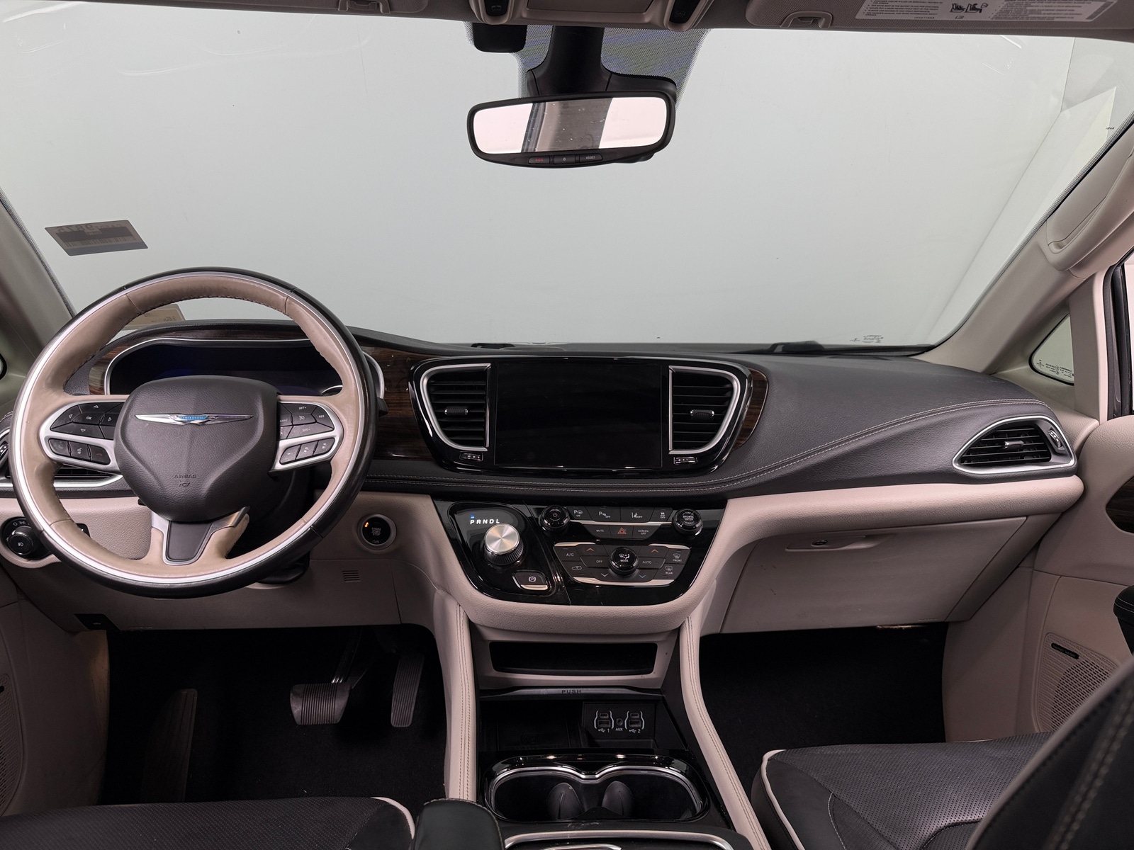Thumbnail: 2021 Chrysler Pacifica - 2