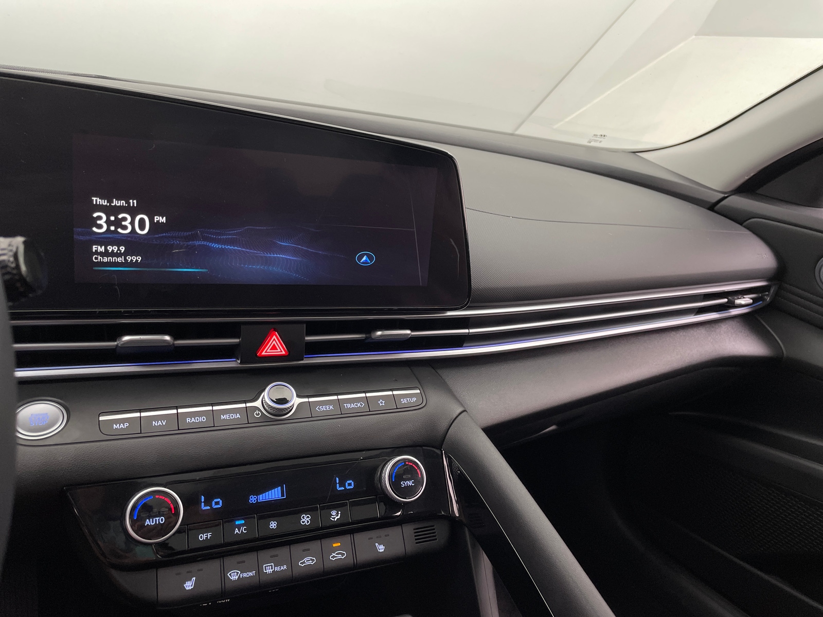 Thumbnail: 2025 Hyundai Elantra - 4