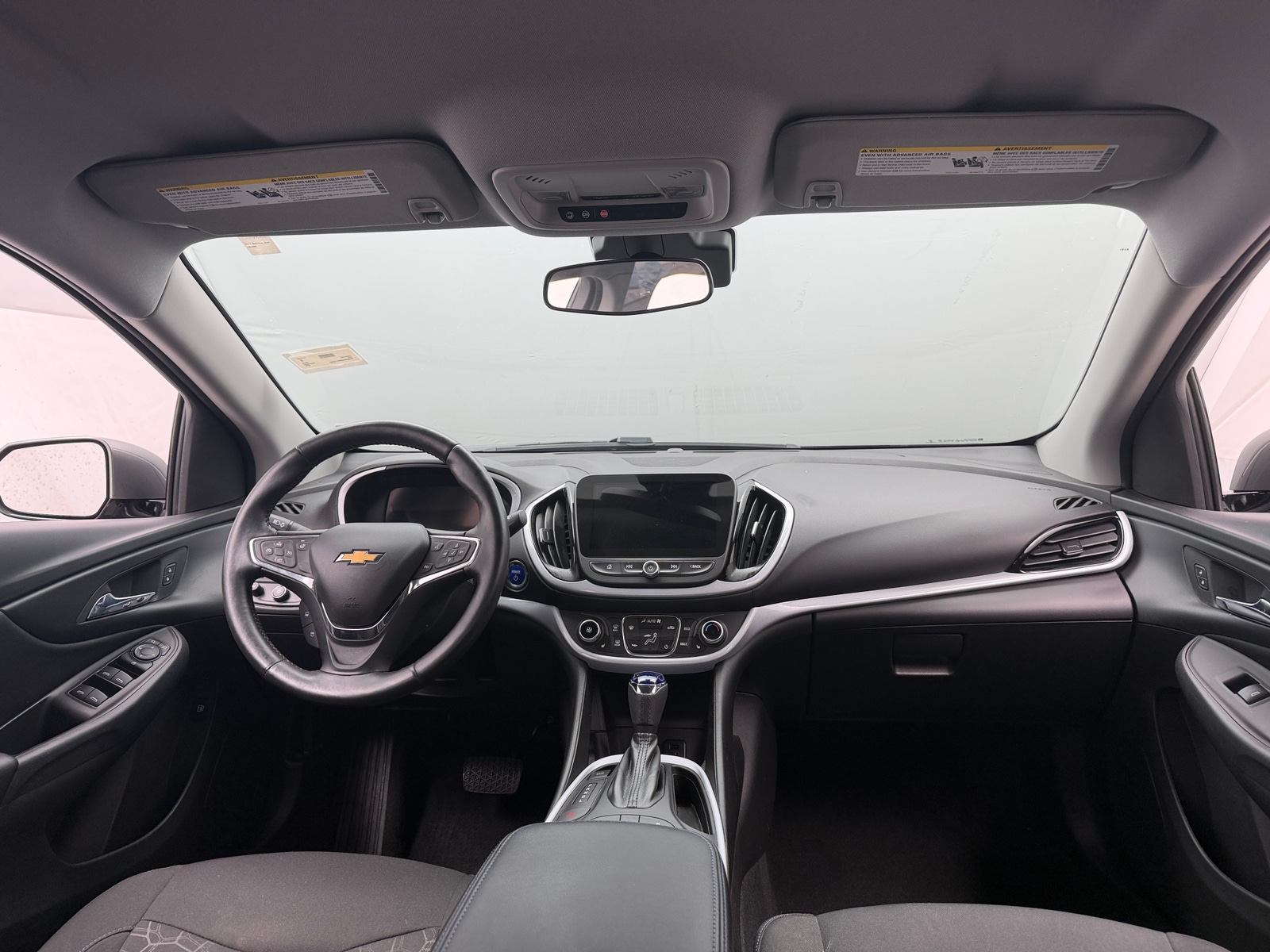 Thumbnail: 2017 Chevrolet Volt - 3