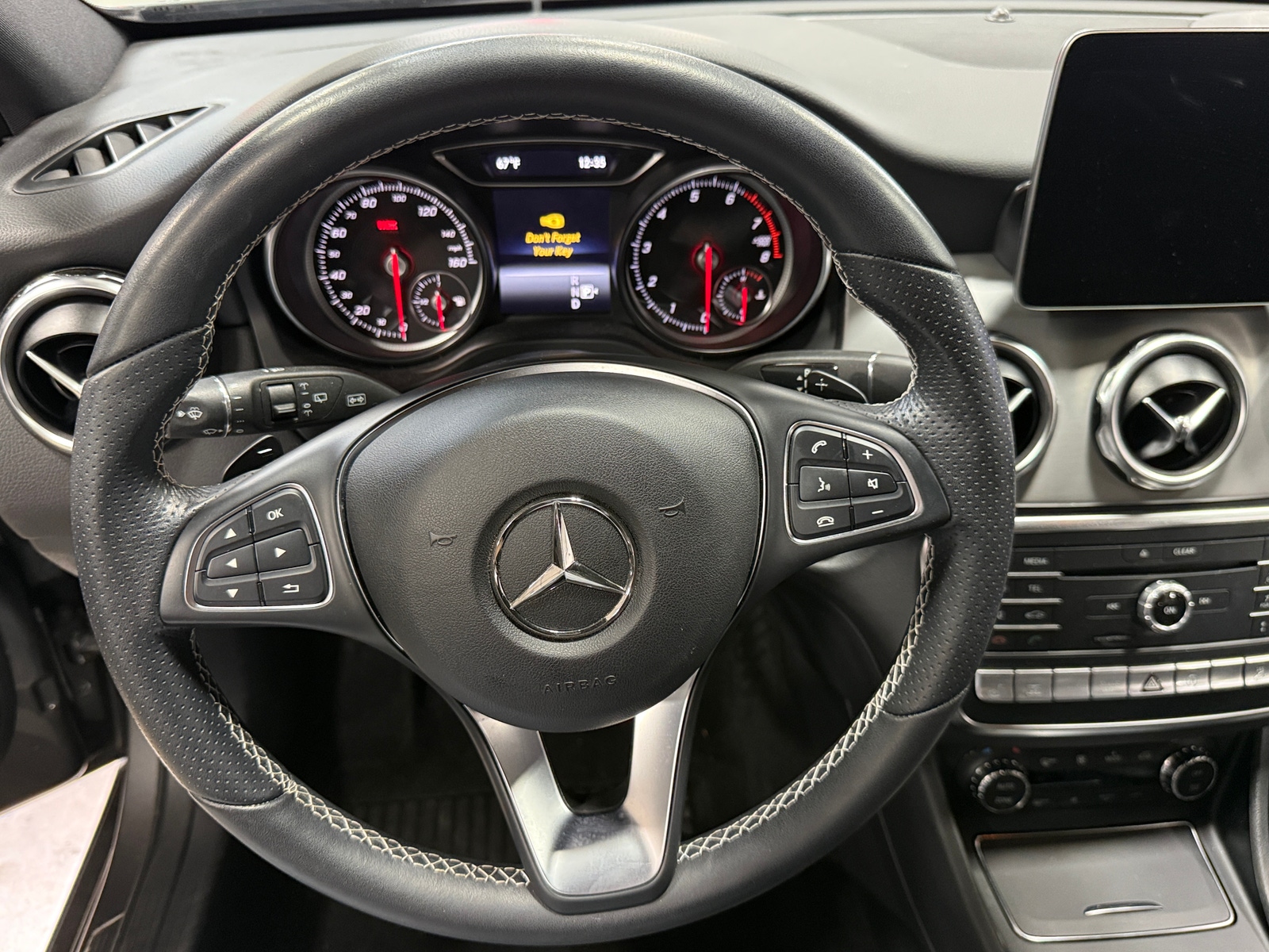Thumbnail: 2018 Mercedes-Benz GLA - 4