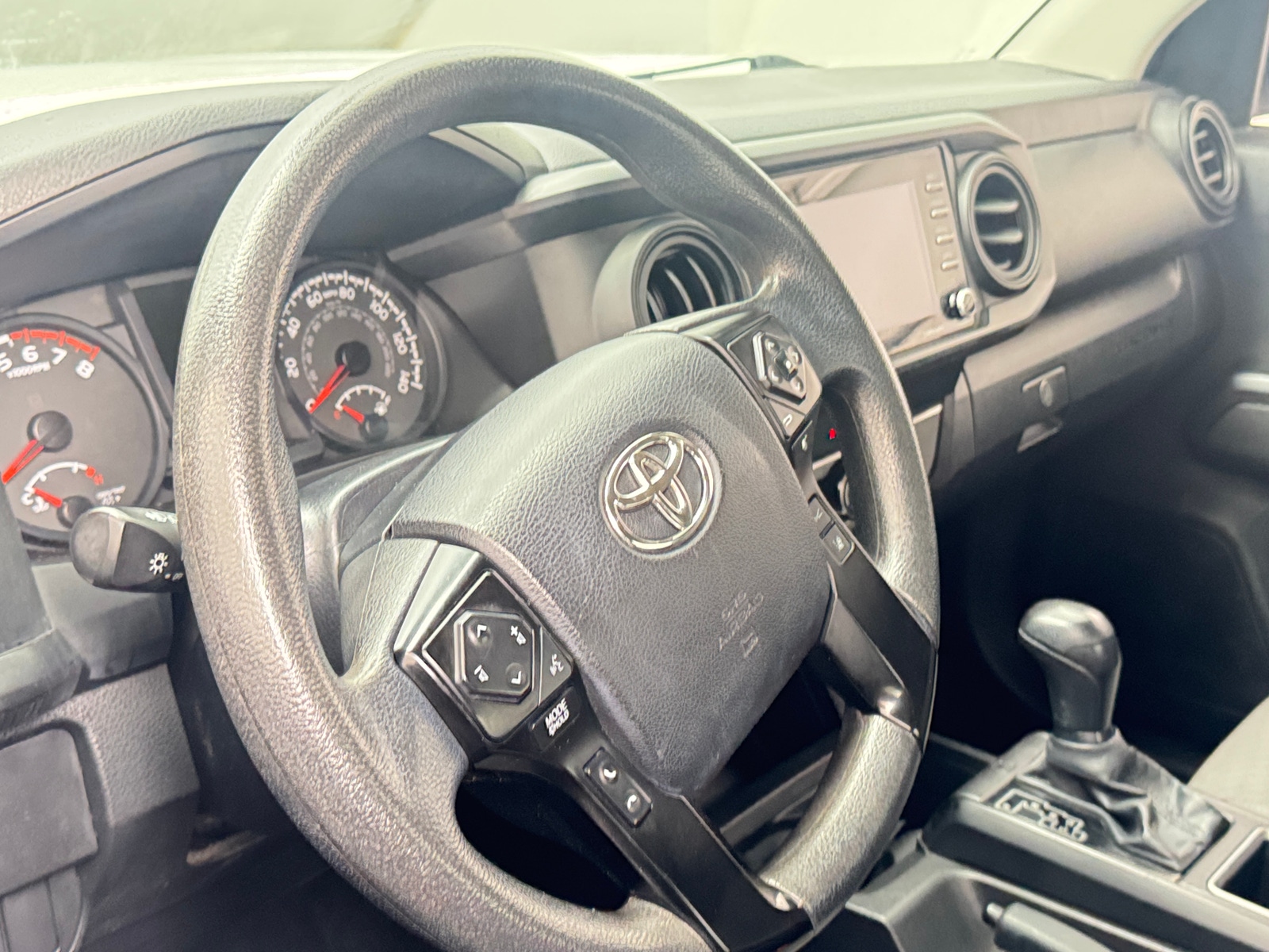 Thumbnail: 2022 Toyota Tacoma - 4
