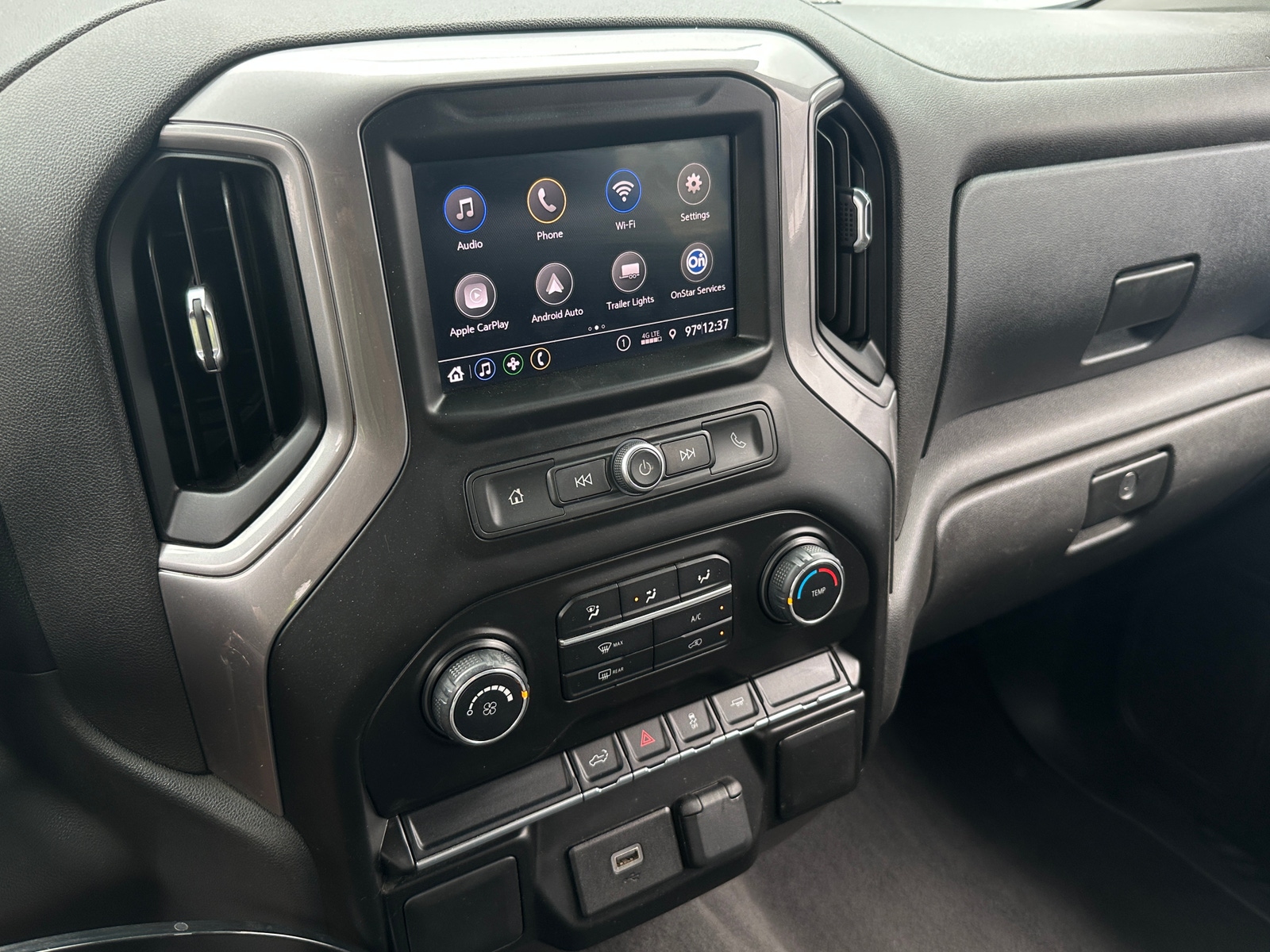 Thumbnail: 2020 Chevrolet Silverado 1500 - 4