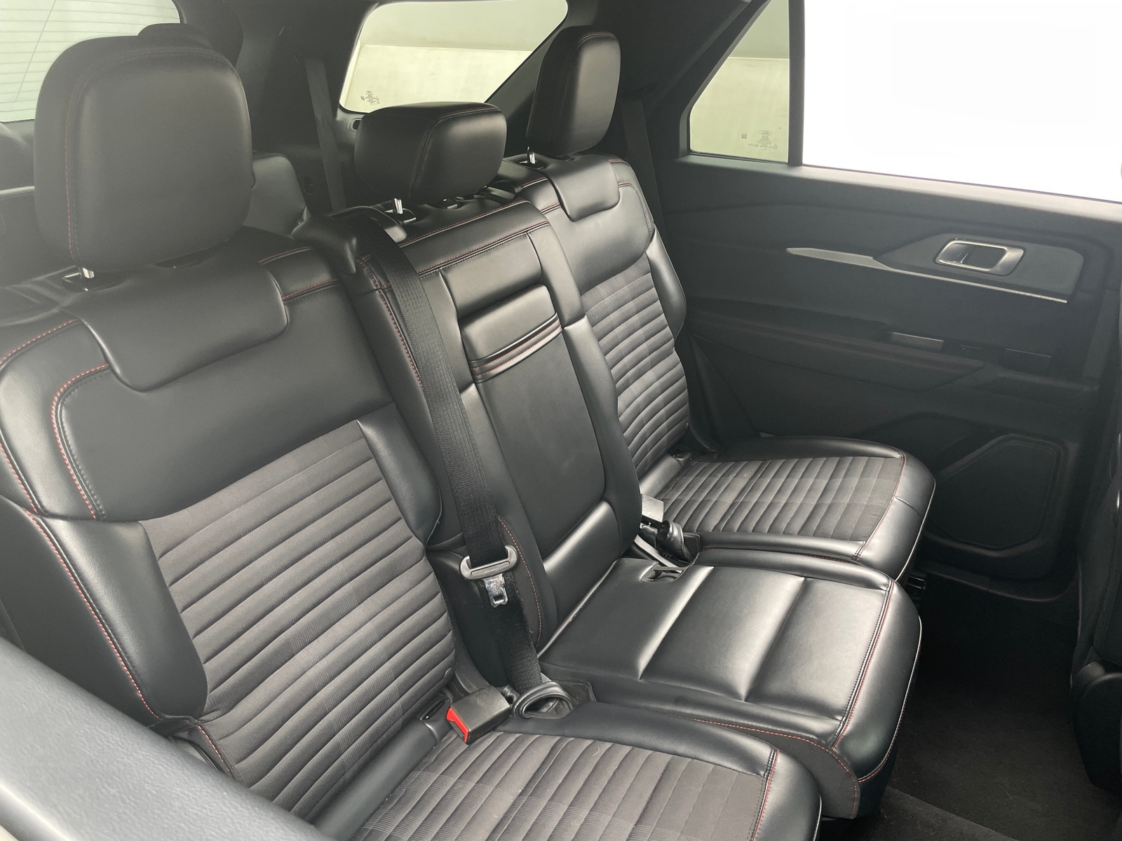 Thumbnail: 2025 Ford Explorer - 5