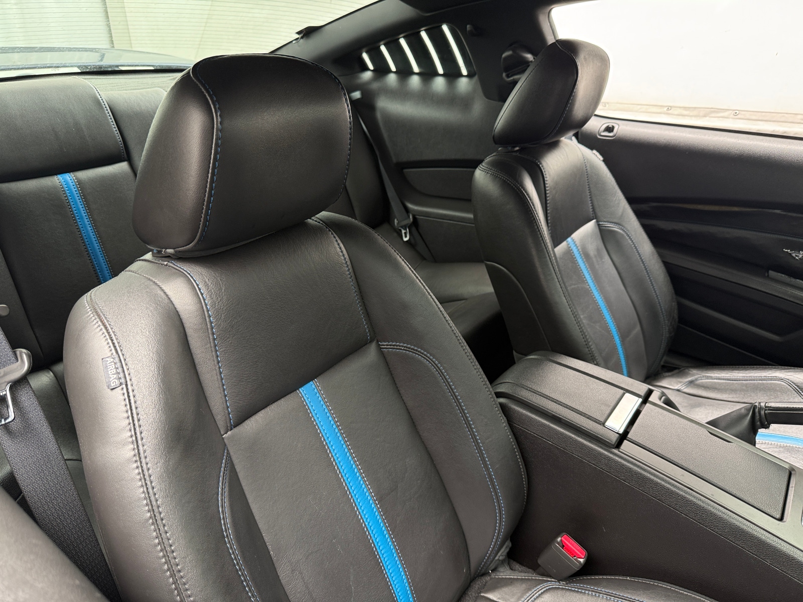 Thumbnail: 2010 Ford Mustang - 2