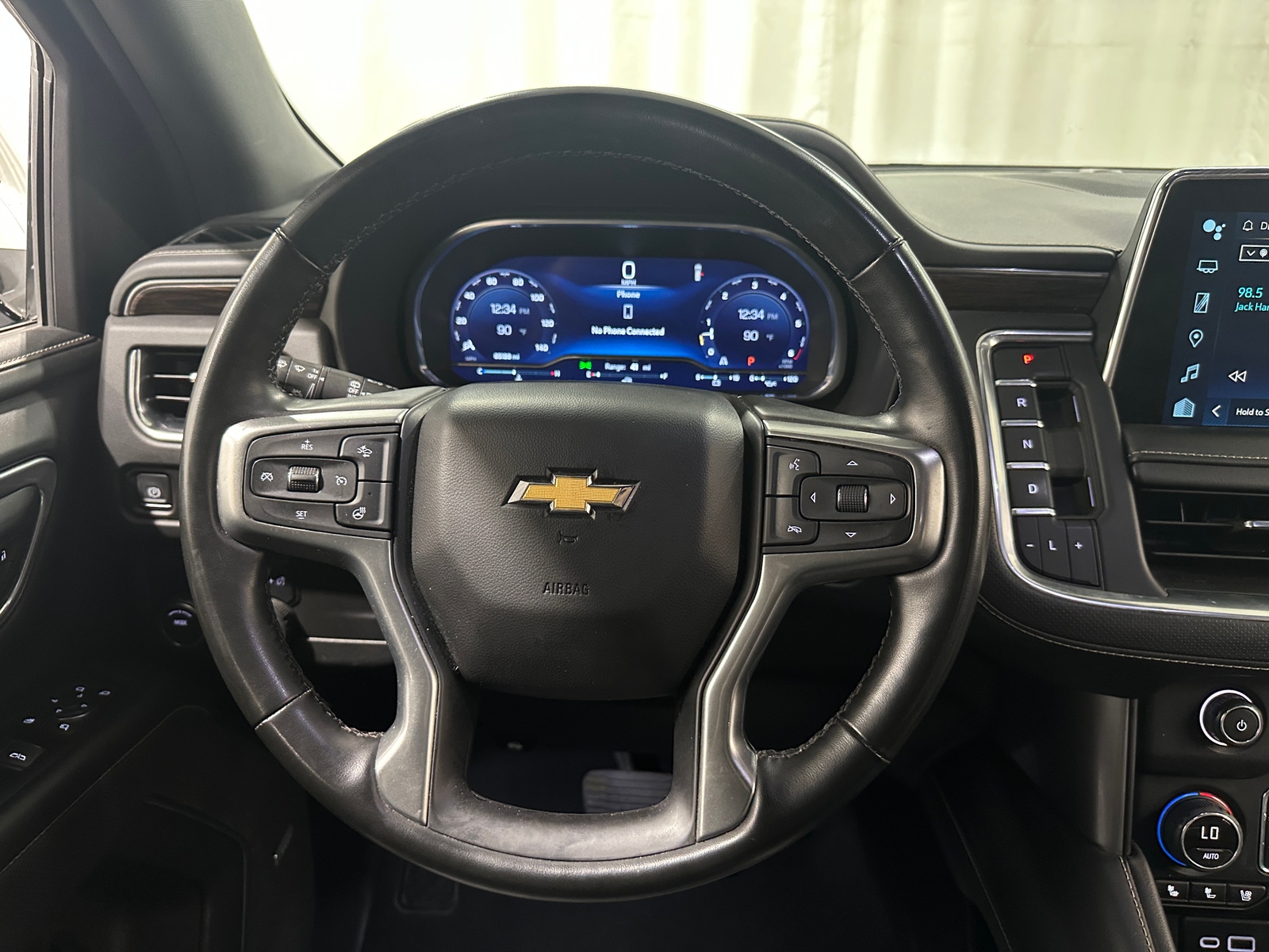Thumbnail: 2024 Chevrolet Suburban - 4
