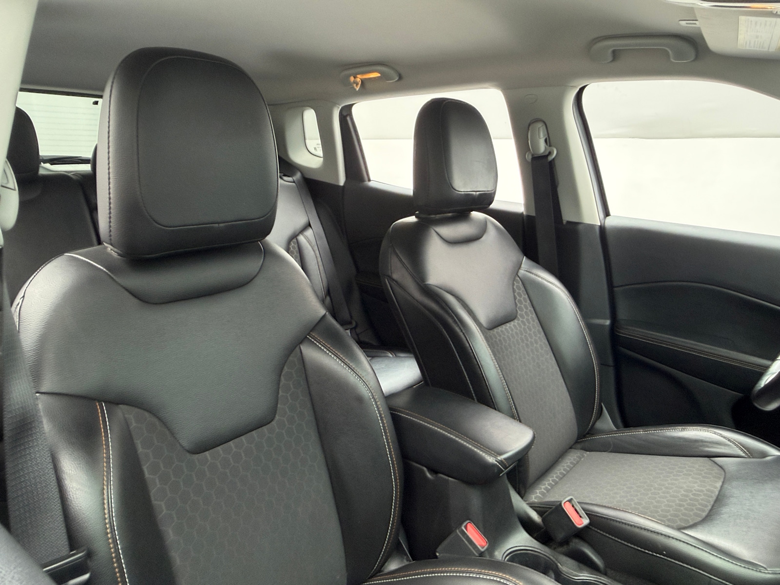 Thumbnail: 2018 Jeep Compass - 2