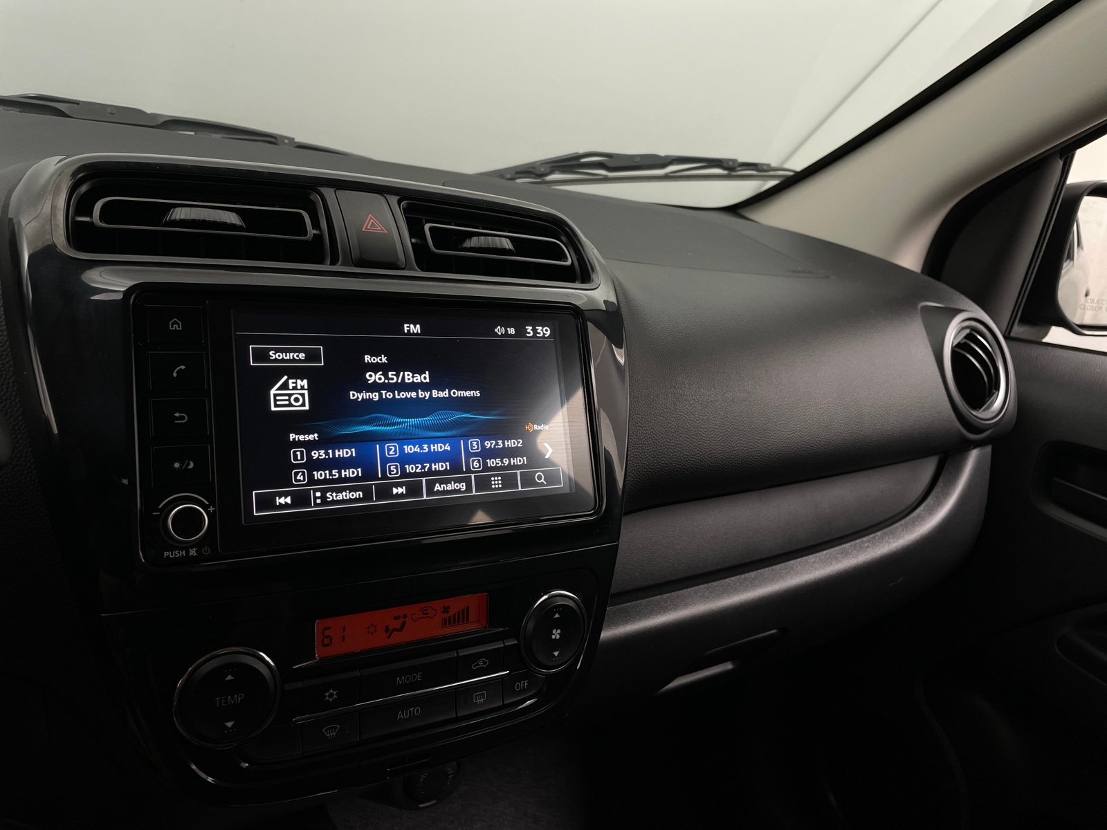Thumbnail: 2024 Mitsubishi Mirage G4 - 4