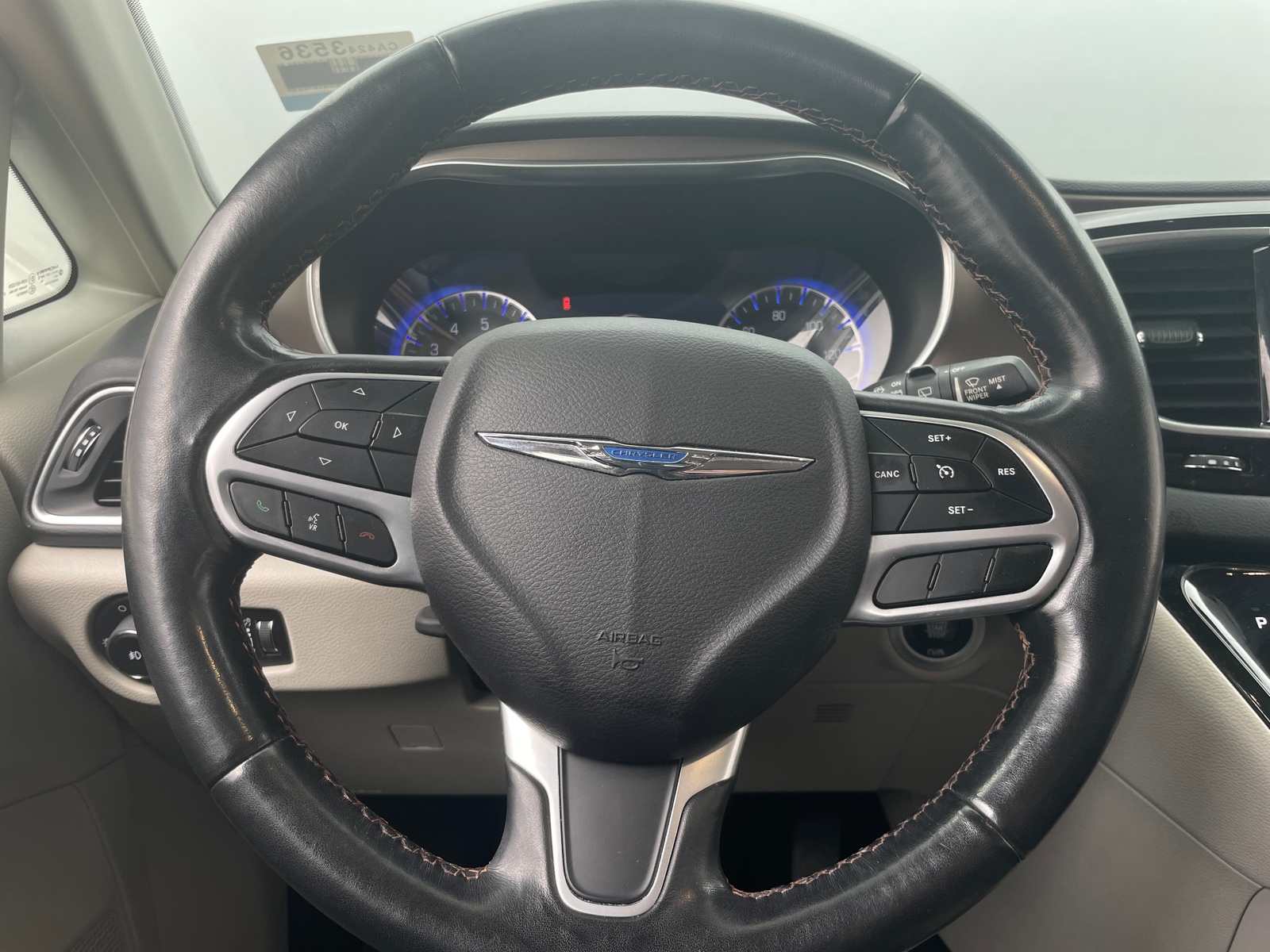 Thumbnail: 2019 Chrysler Pacifica - 4