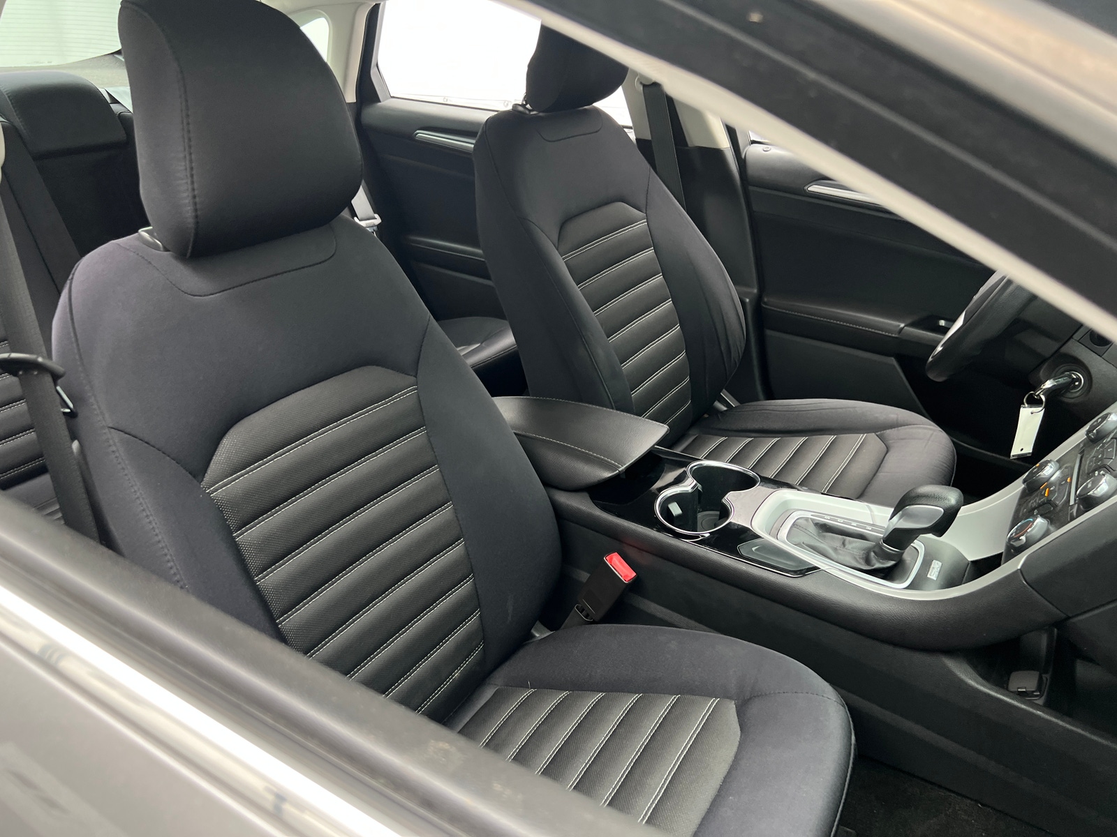 Thumbnail: 2014 Ford Fusion - 2